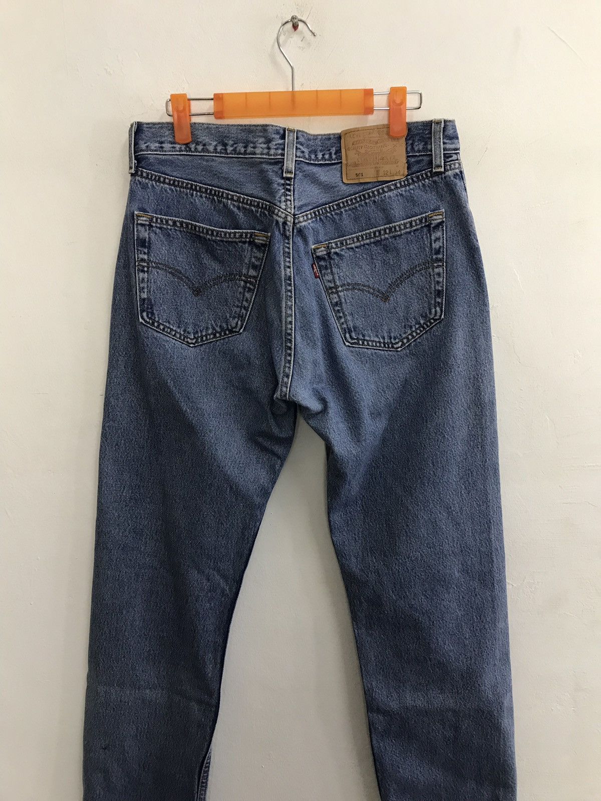 Levi's Vintage Clothing × Vintage Vintage Levi’s 501 Classic Distressed Denim Jeans Straight Size US 31 - 4 Thumbnail