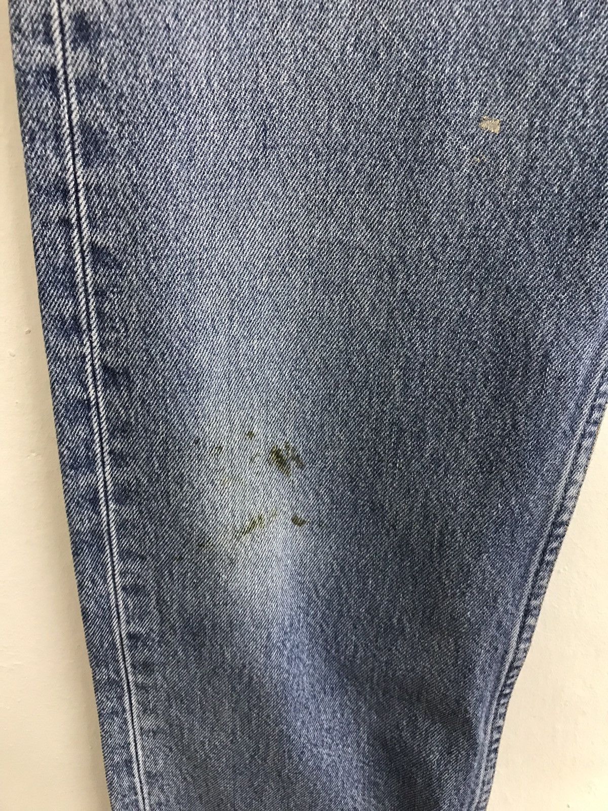 Levi's Vintage Clothing × Vintage Vintage Levi’s 501 Classic Distressed Denim Jeans Straight Size US 31 - 10 Thumbnail