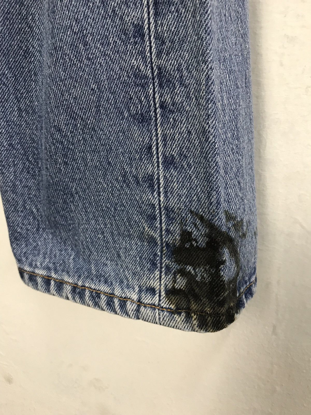 Levi's Vintage Clothing × Vintage Vintage Levi’s 501 Classic Distressed Denim Jeans Straight Size US 31 - 11 Thumbnail