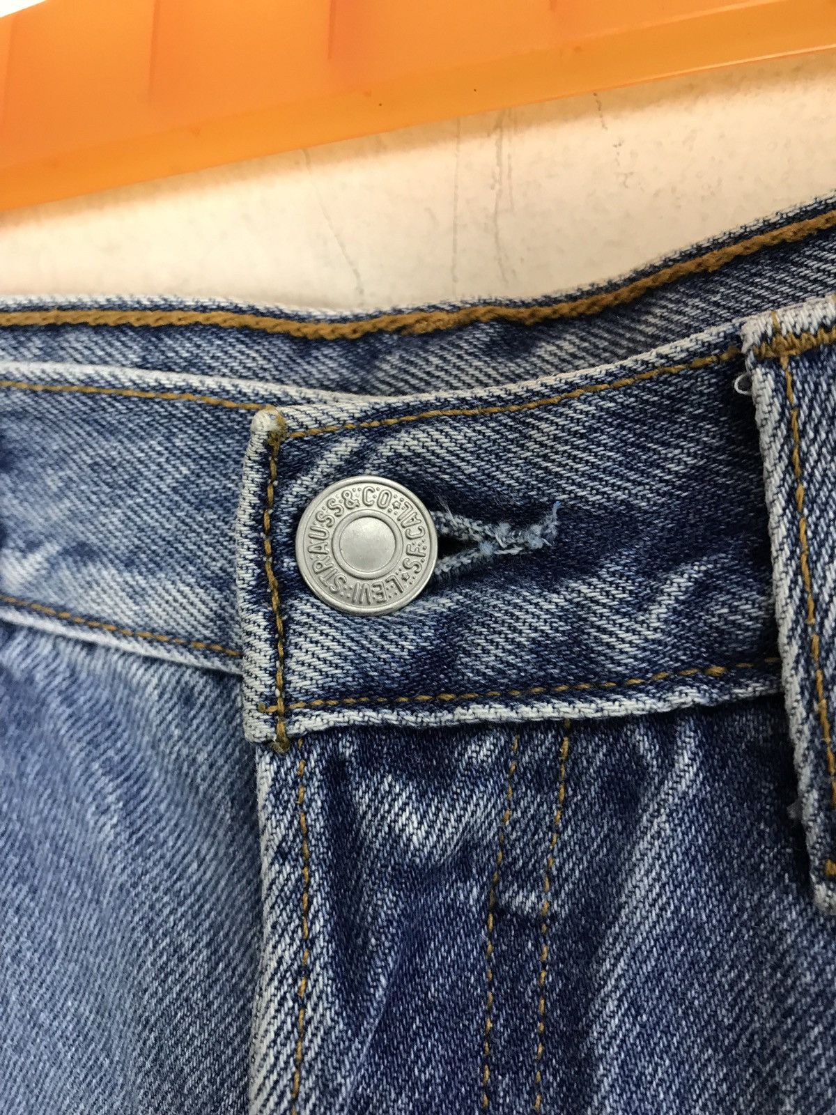 Levi's Vintage Clothing × Vintage Vintage Levi’s 501 Classic Distressed Denim Jeans Straight Size US 31 - 5 Thumbnail