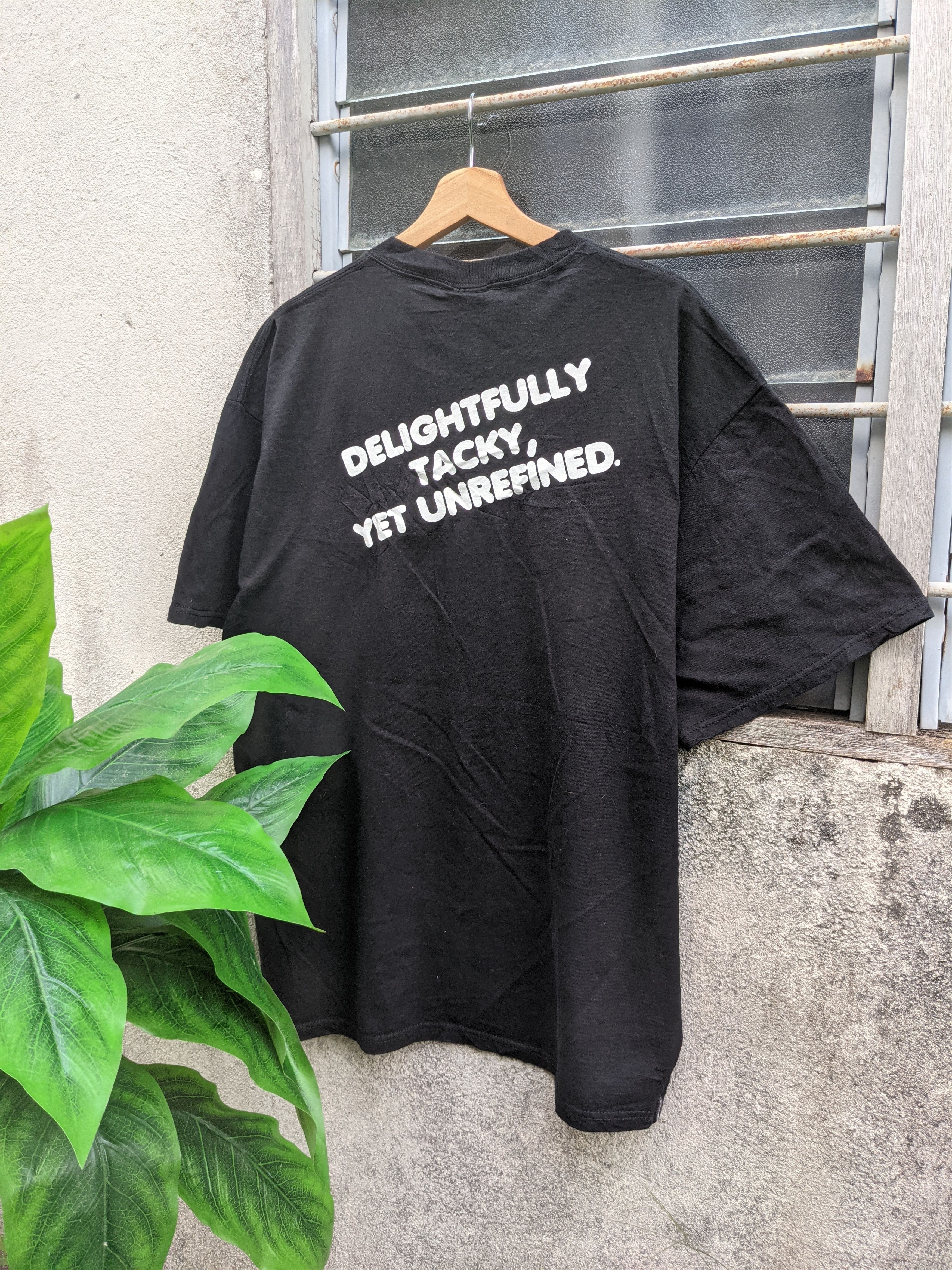 Delta × Vintage ⚡️Steals⚡️ Vintage Delta Hooters Spellout Tshirt Size US XL / EU 56 / 4 - 2 Thumbnail