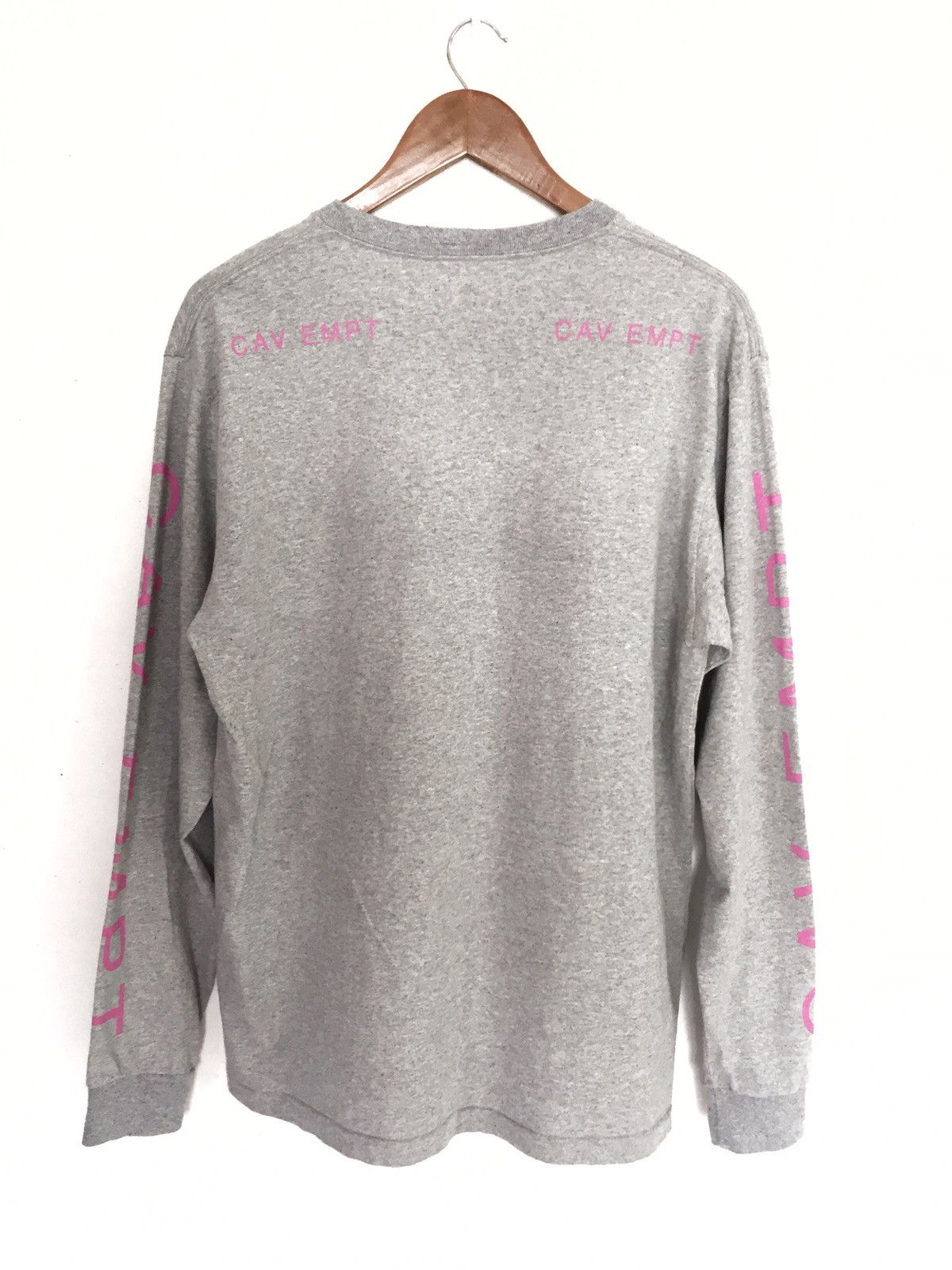Cav Empt GRAIL🔥AW14 Cav Empt Spell Out Crewneck Jumper Size US M / EU 48-50 / 2 - 3 Thumbnail