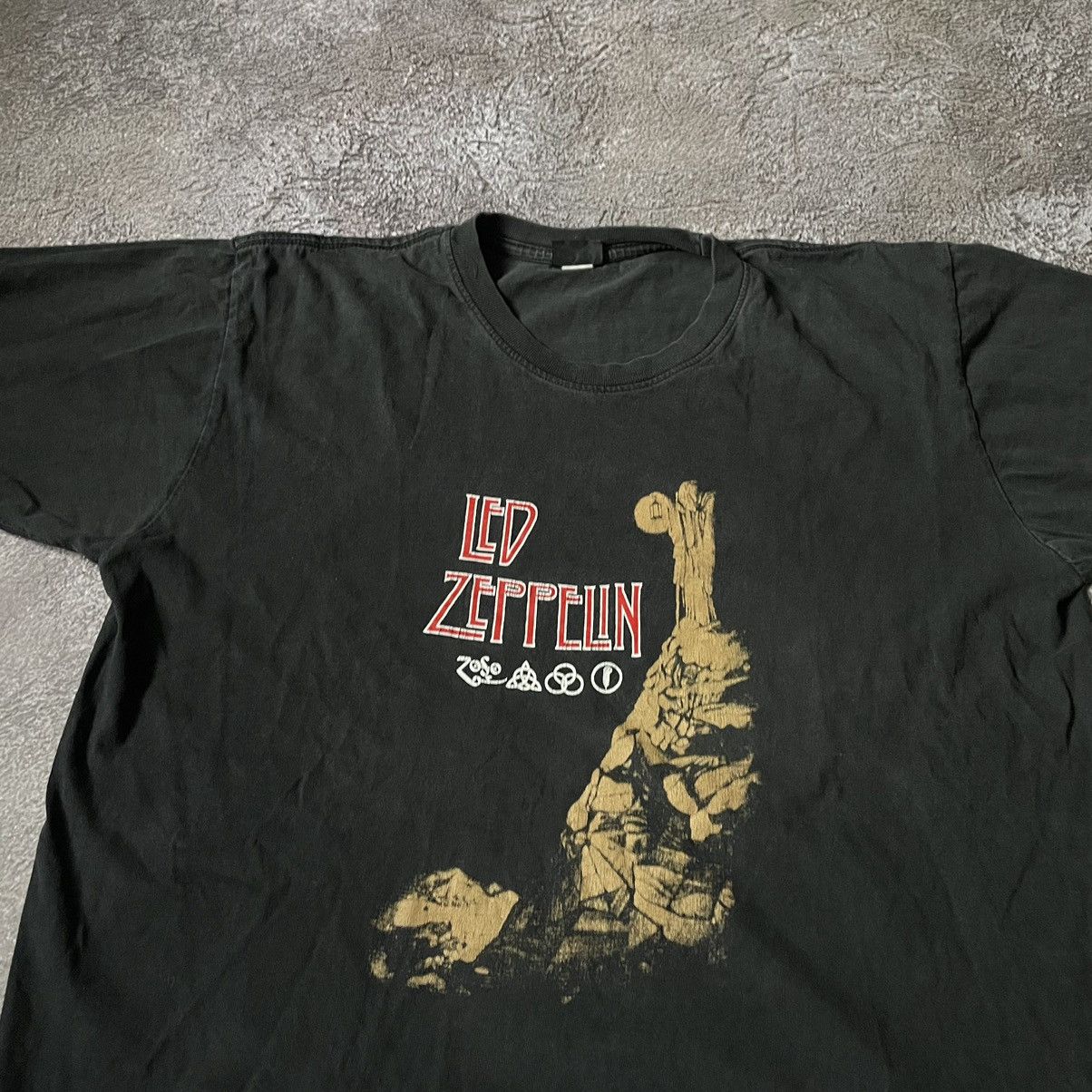 Vintage Vintage 90s Led Zeppelin Graphic Tee Sun Faded Grunge XL Size US XL / EU 56 / 4 - 5 Thumbnail