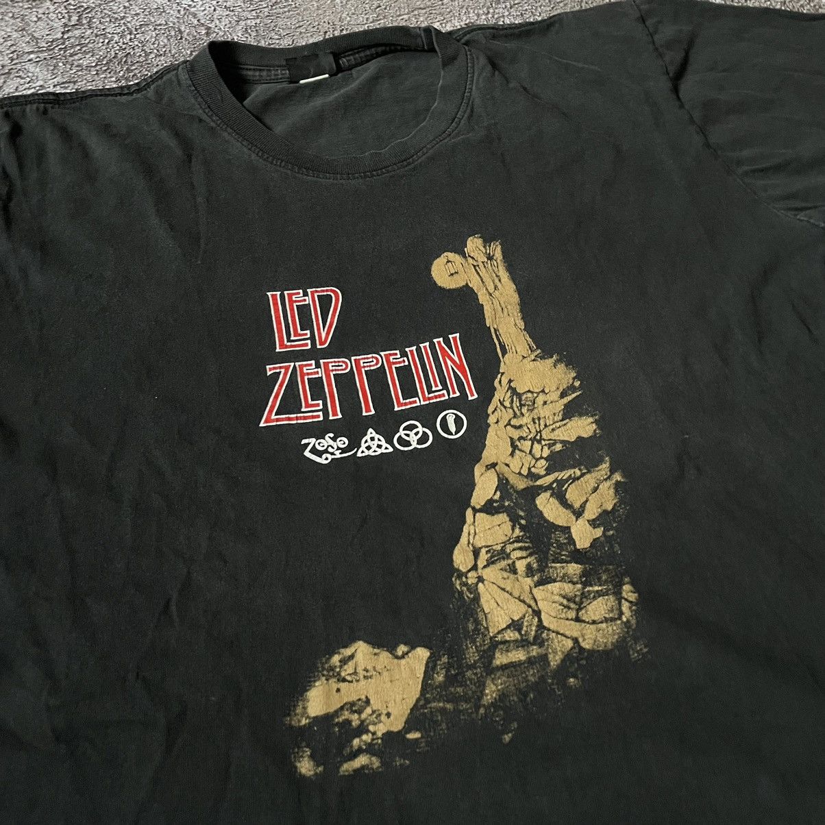 Vintage Vintage 90s Led Zeppelin Graphic Tee Sun Faded Grunge XL Size US XL / EU 56 / 4 - 6 Thumbnail