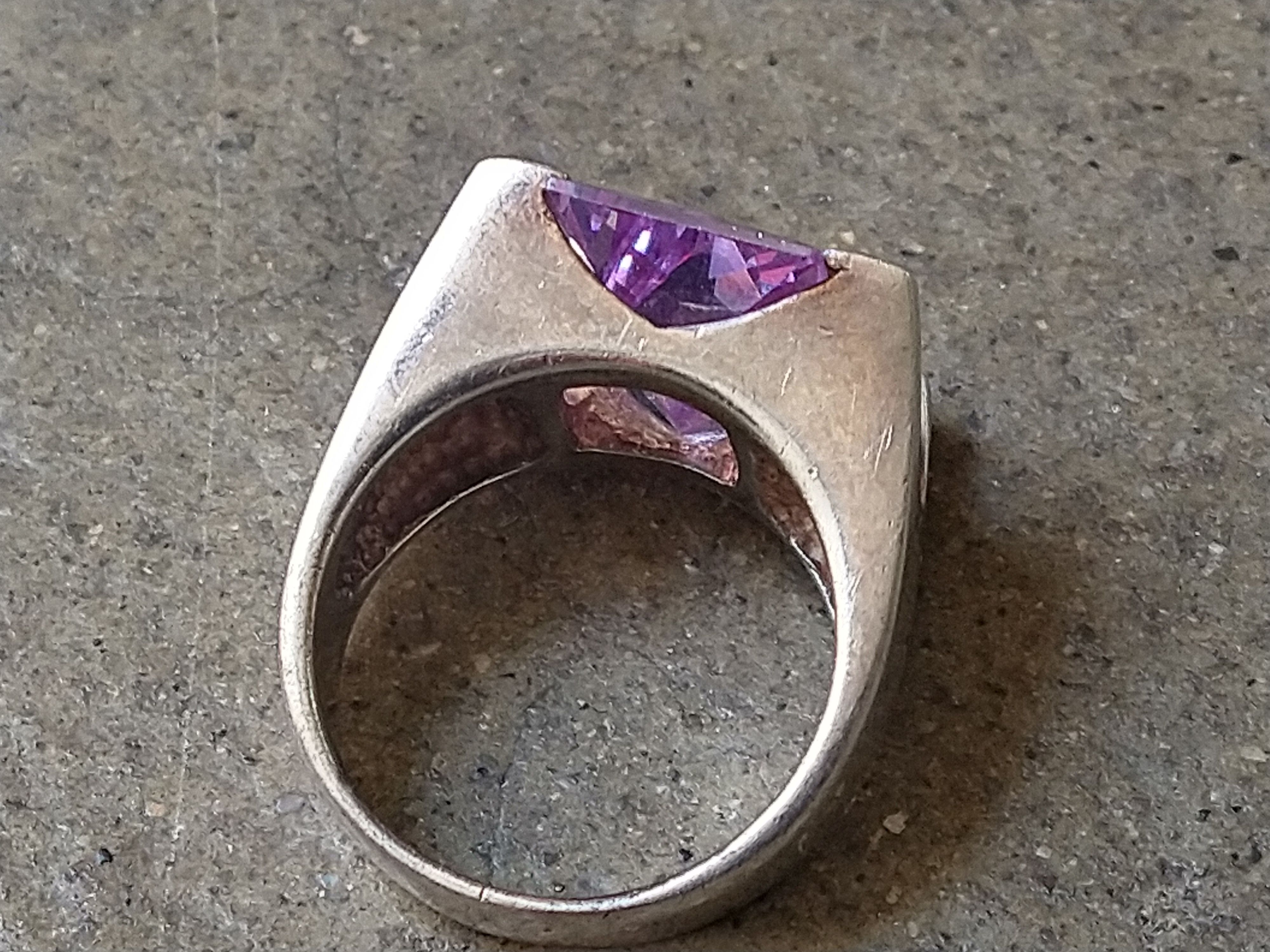 Jewelry Sterling Silver Ring 7.75 Purple CZ Emerald Cut Rectangle Size ONE SIZE - 7 Thumbnail