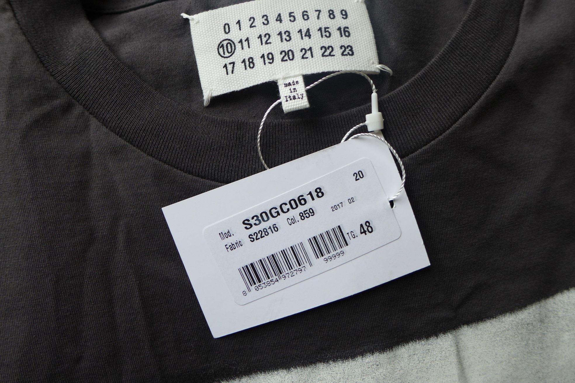 Maison Margiela Margiela FW17 Exclamation Print T-shirt - Dark Grey Size US M / EU 48-50 / 2 - 7 Thumbnail