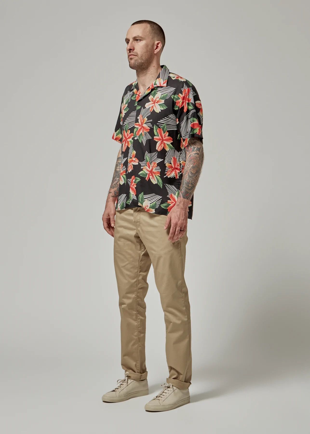 Gitman Bros. Vintage Gitman Vintage Hibiscus Rayon Camp Short-Sleeve Shirt Size US L / EU 52-54 / 3 - 3 Thumbnail