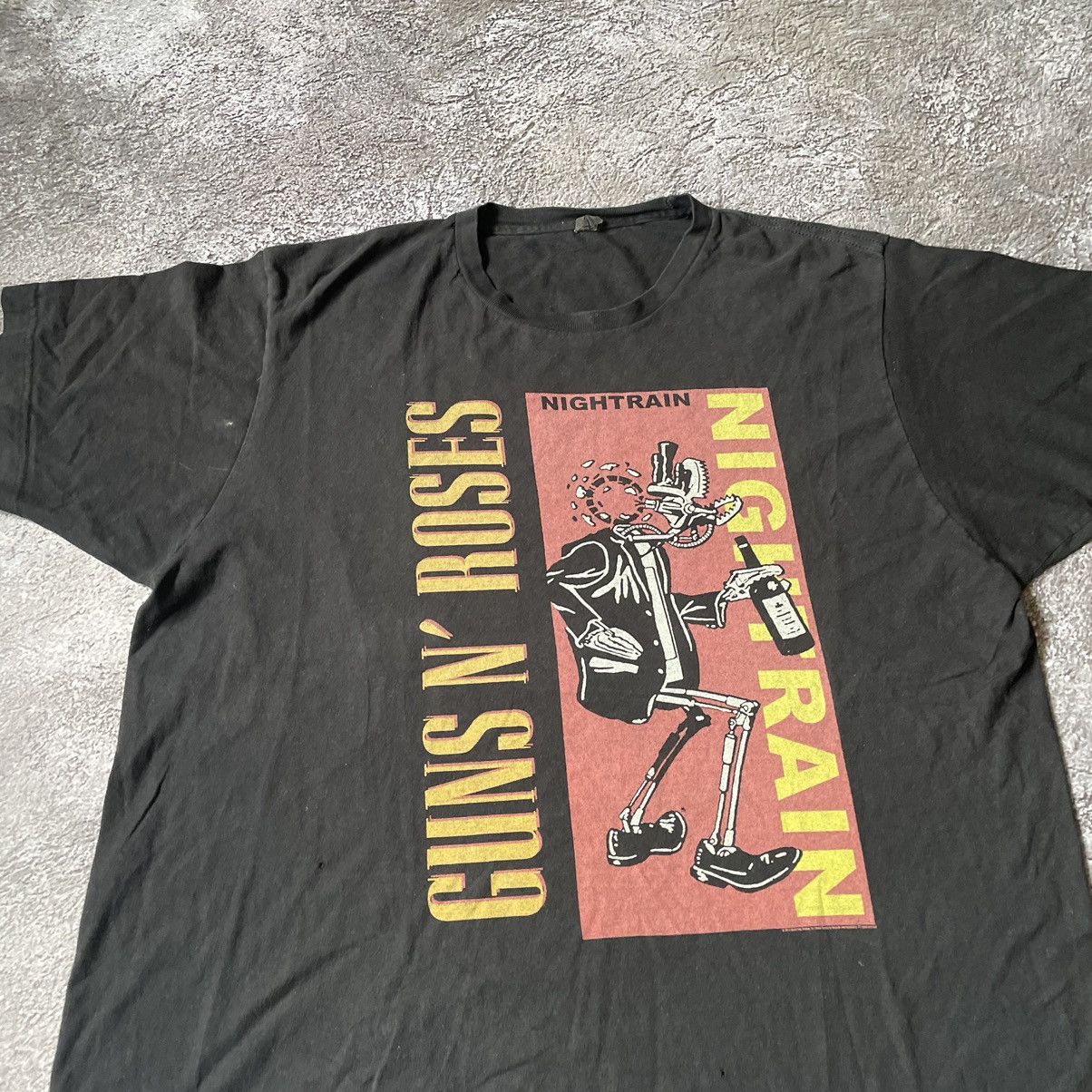 Band Tees Vintage GUNS ROSES RAIN Face Blood DEAD Creepy Horror Tee Size US XL / EU 56 / 4 - 5 Thumbnail