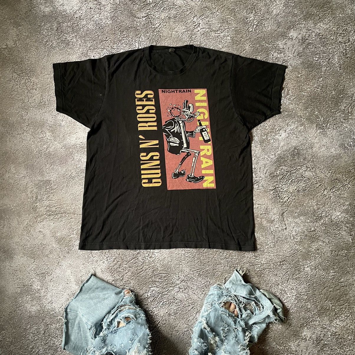 Band Tees Vintage GUNS ROSES RAIN Face Blood DEAD Creepy Horror Tee Size US XL / EU 56 / 4 - 1 Thumbnail