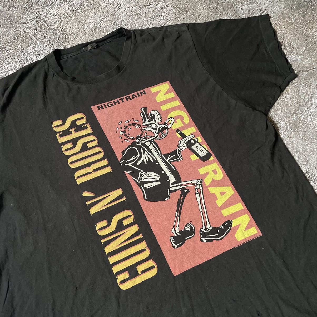 Band Tees Vintage GUNS ROSES RAIN Face Blood DEAD Creepy Horror Tee Size US XL / EU 56 / 4 - 6 Thumbnail