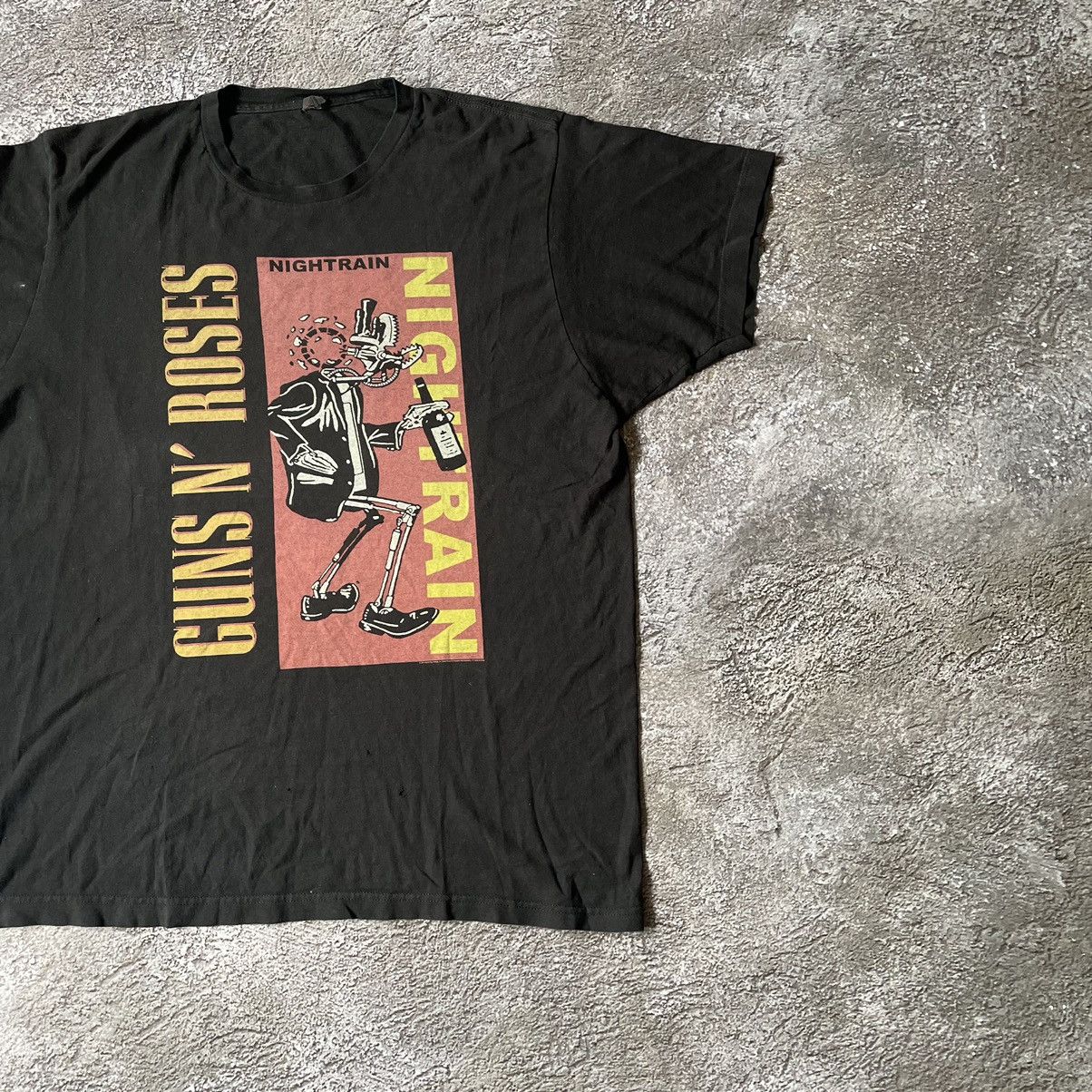 Band Tees Vintage GUNS ROSES RAIN Face Blood DEAD Creepy Horror Tee Size US XL / EU 56 / 4 - 3 Thumbnail