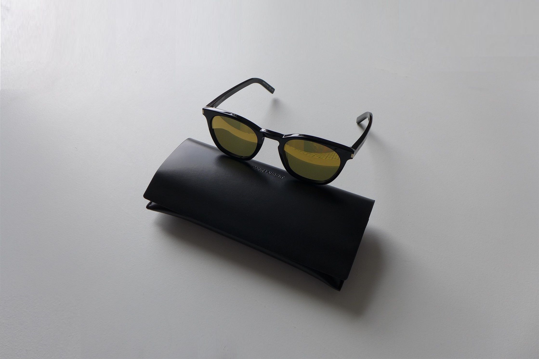 Saint Laurent Paris Saint Laurent Classic SL28 Sunglasses - Black Gold Size ONE SIZE - 2 Thumbnail