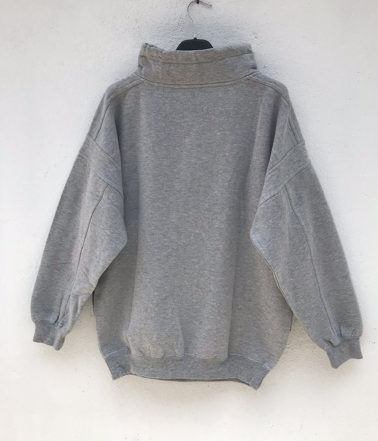 Vintage Vintage Down Under Big Logo Sweatshirt Size US S / EU 44-46 / 1 - 4 Thumbnail