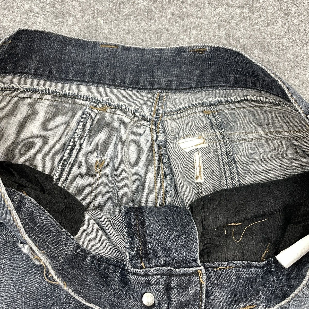 Japanese Brand × Vintage Vintage Japanese Brand Distressed Cargo Pants Size US 31 - 6 Thumbnail