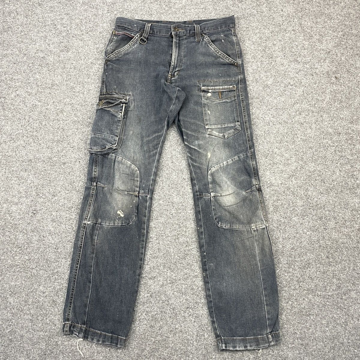 Japanese Brand × Vintage Vintage Japanese Brand Distressed Cargo Pants Size US 31 - 1 Thumbnail