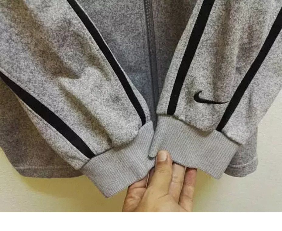 Nike 🔥Rare🔥 Sweater Nike embroidered small logo DRI-FIT Size US L / EU 52-54 / 3 - 2 Thumbnail