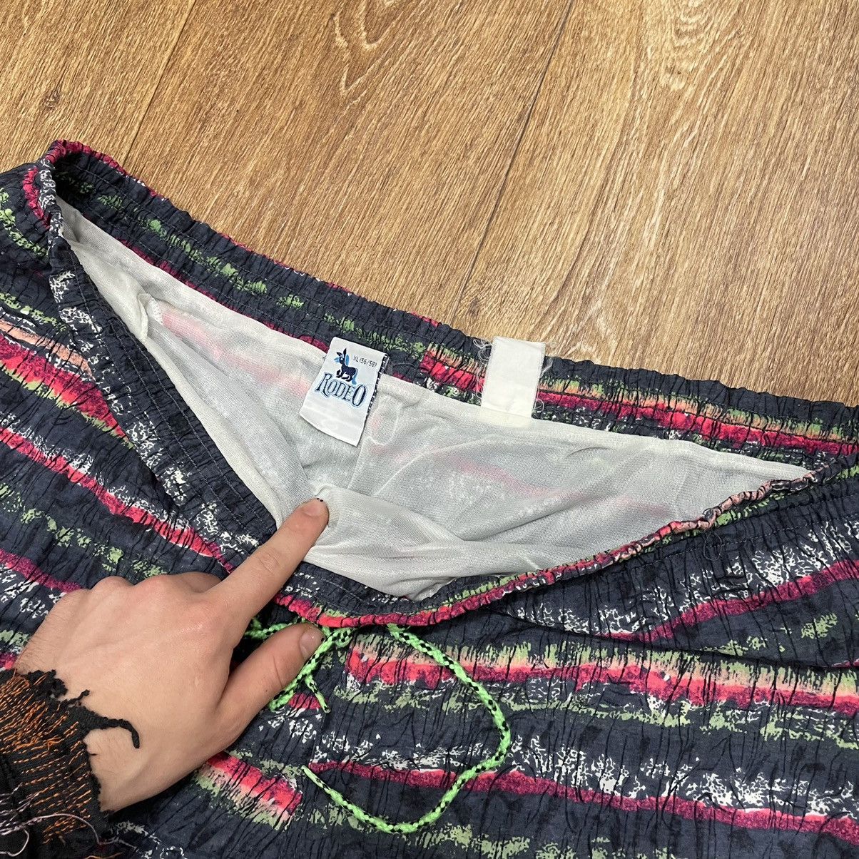Vintage Vintage 90s Y2K Striped Swim Shorts Streetwear Rave Baggy 38 Size US 38 / EU 54 - 6 Thumbnail