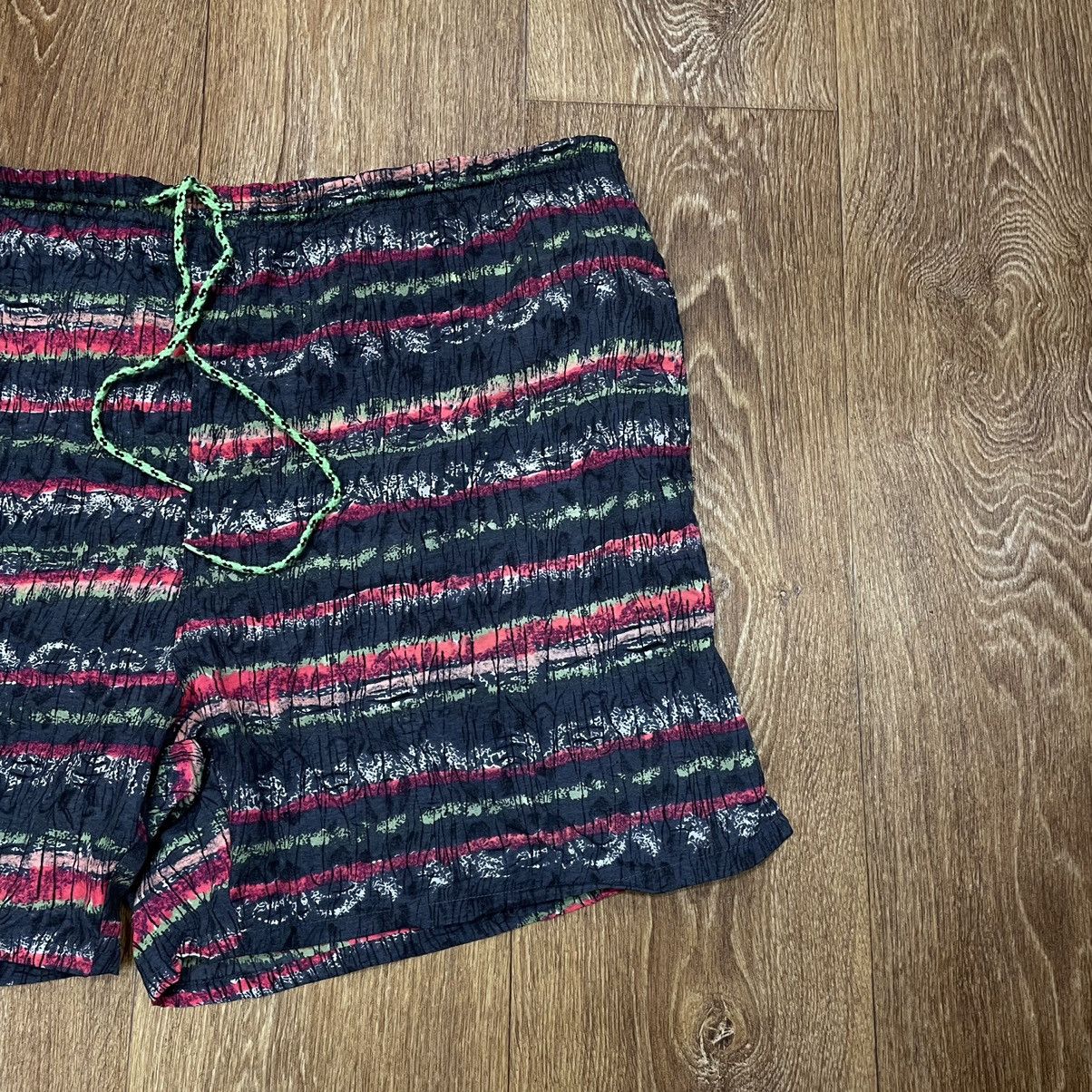 Vintage Vintage 90s Y2K Striped Swim Shorts Streetwear Rave Baggy 38 Size US 38 / EU 54 - 3 Thumbnail