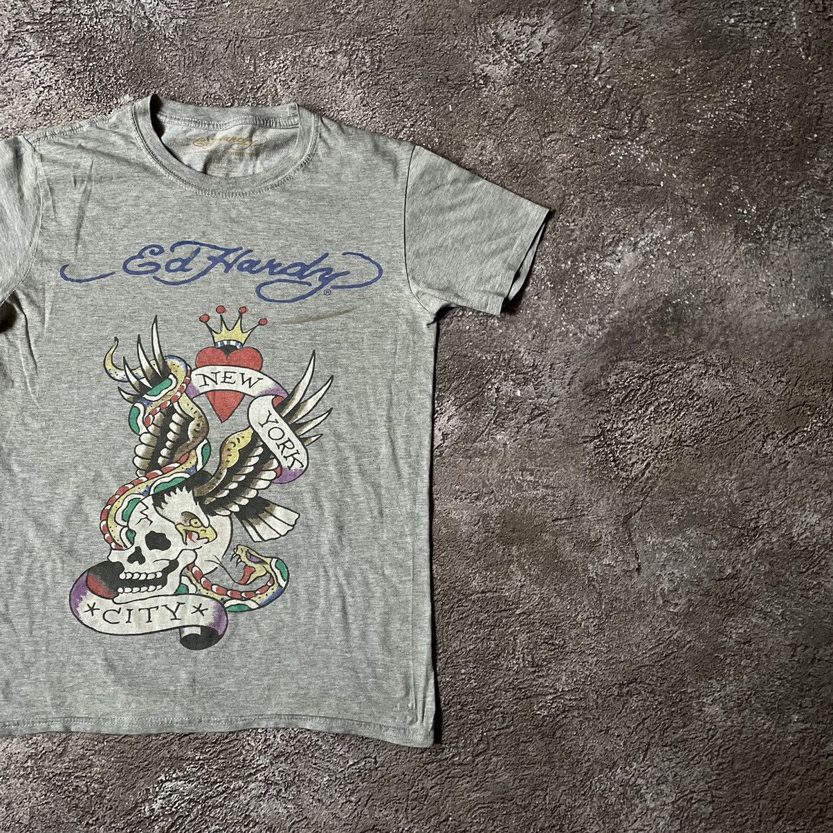 Vintage Vintage Y2K Ed Hardy Skulls Sun Faded Graphic Tee Streetwear Size US M / EU 48-50 / 2 - 3 Thumbnail