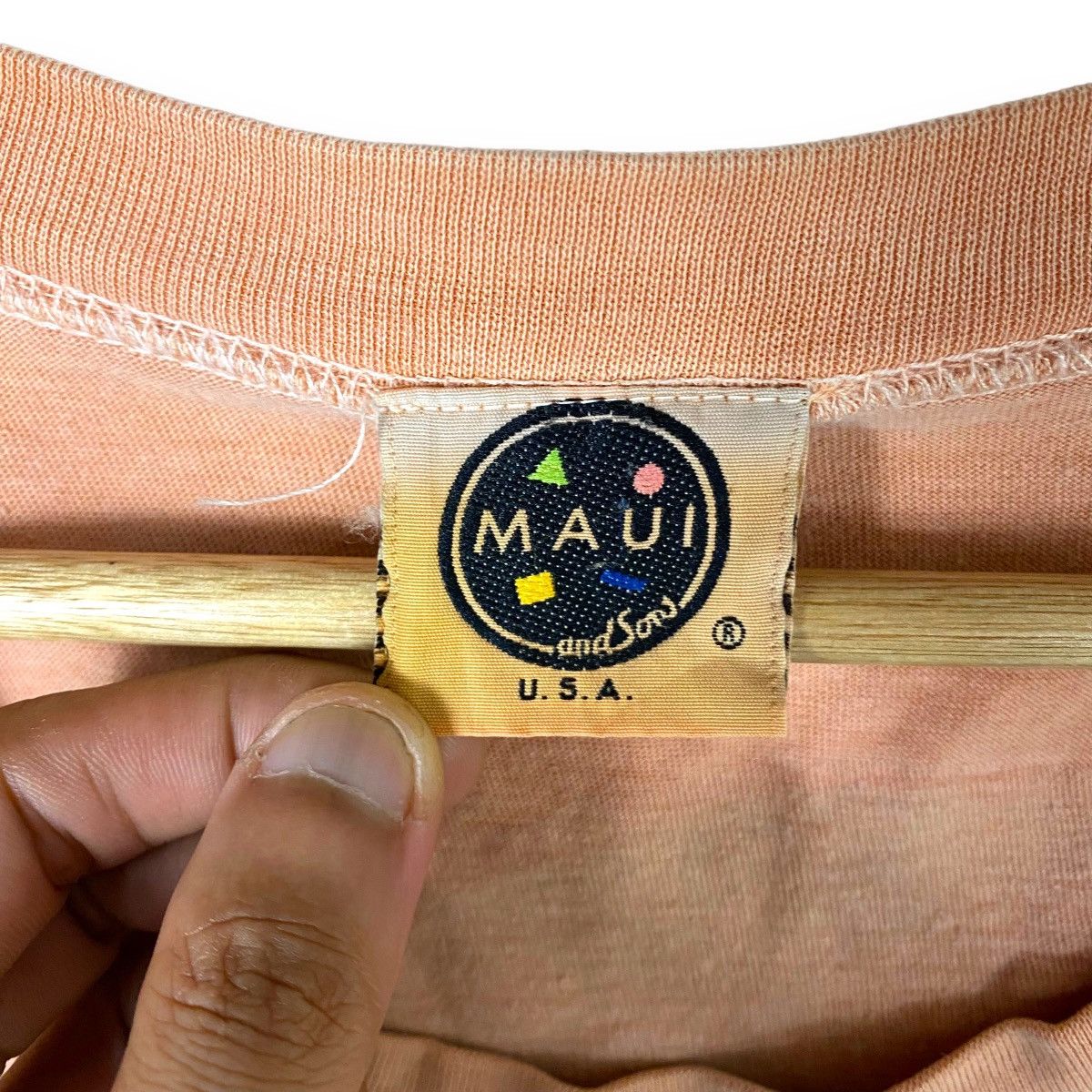 Maui and Sons Vintage 90's MAUI & SONS Logo Graphic Surf Tee Size US XL / EU 56 / 4 - 8 Thumbnail