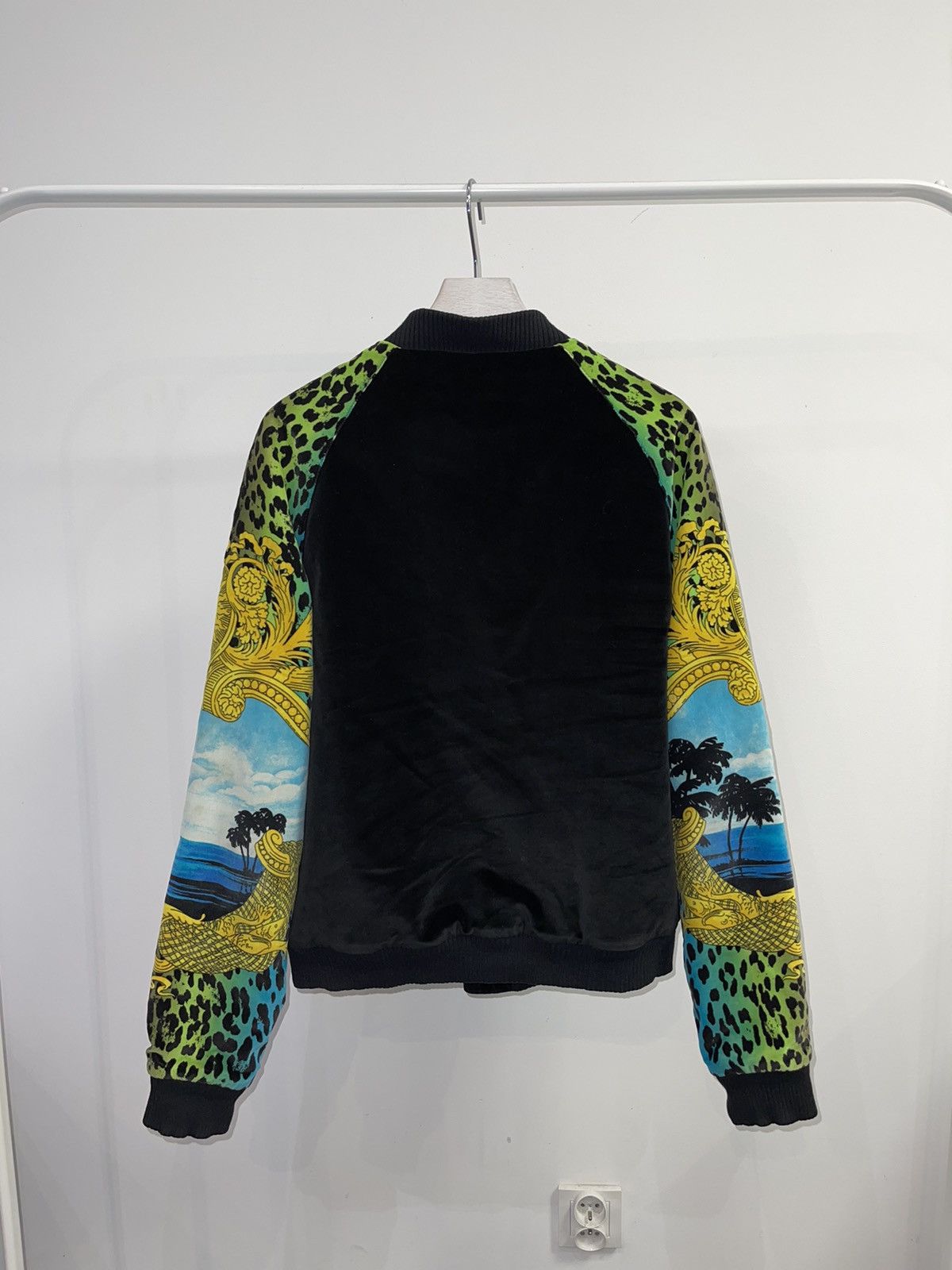 Versace AW11 Versace X H&M Abstract Printed Velvet Bomber Jacket Size US XL / EU 56 / 4 - 5 Thumbnail