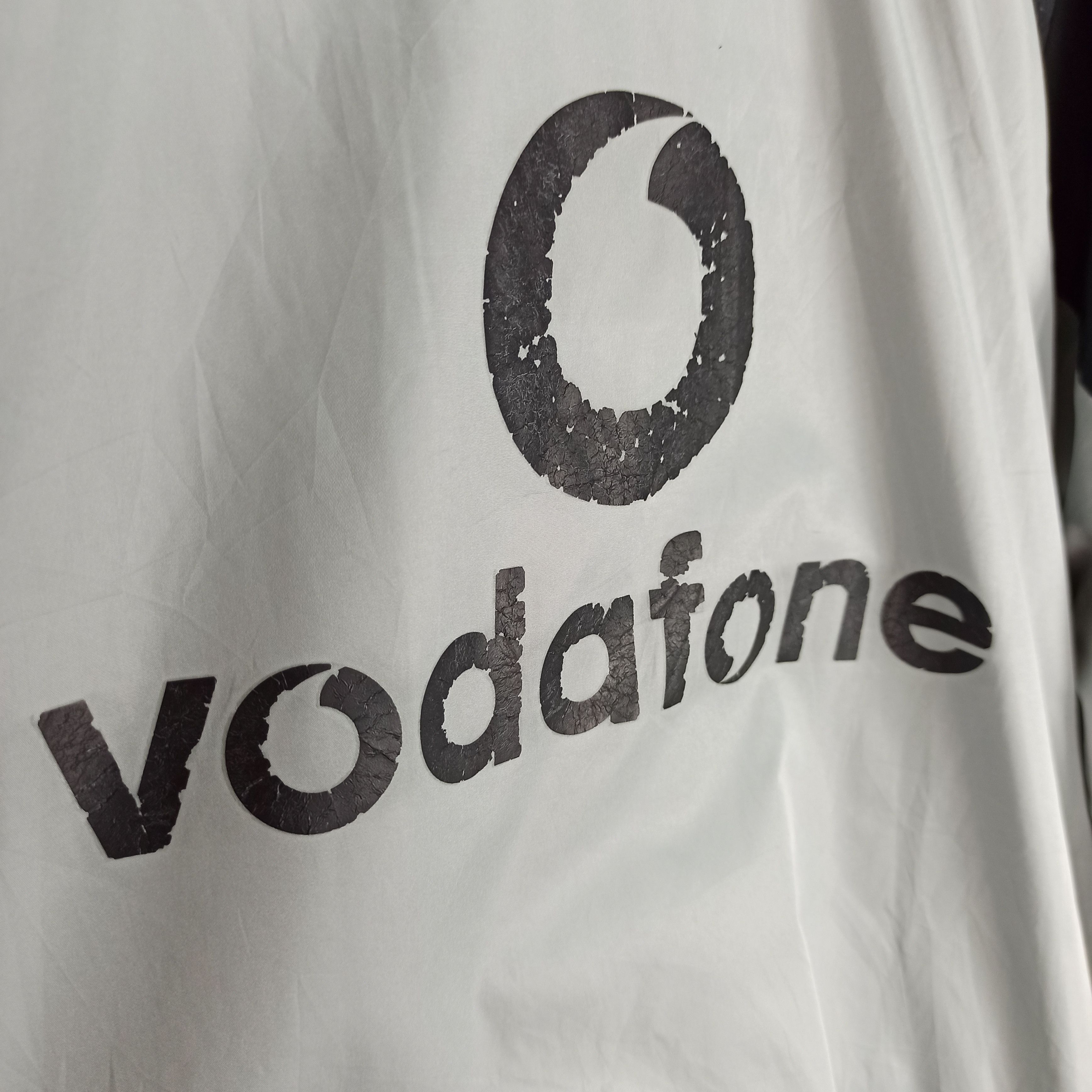 Nike Vintage Nike Manchester United EPL Vodafone Logo Size US L / EU 52-54 / 3 - 7 Thumbnail