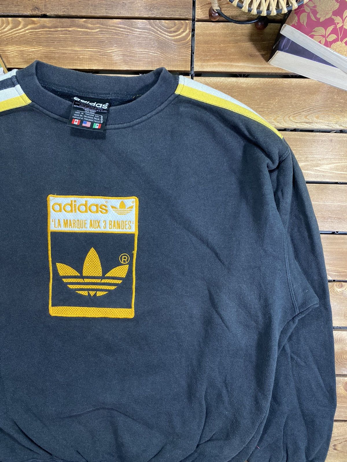 Adidas × Vintage Vintage 90s Adidas Big Logo Sweatshirt Aux 3 Bandes Size S Size US S / EU 44-46 / 1 - 4 Thumbnail
