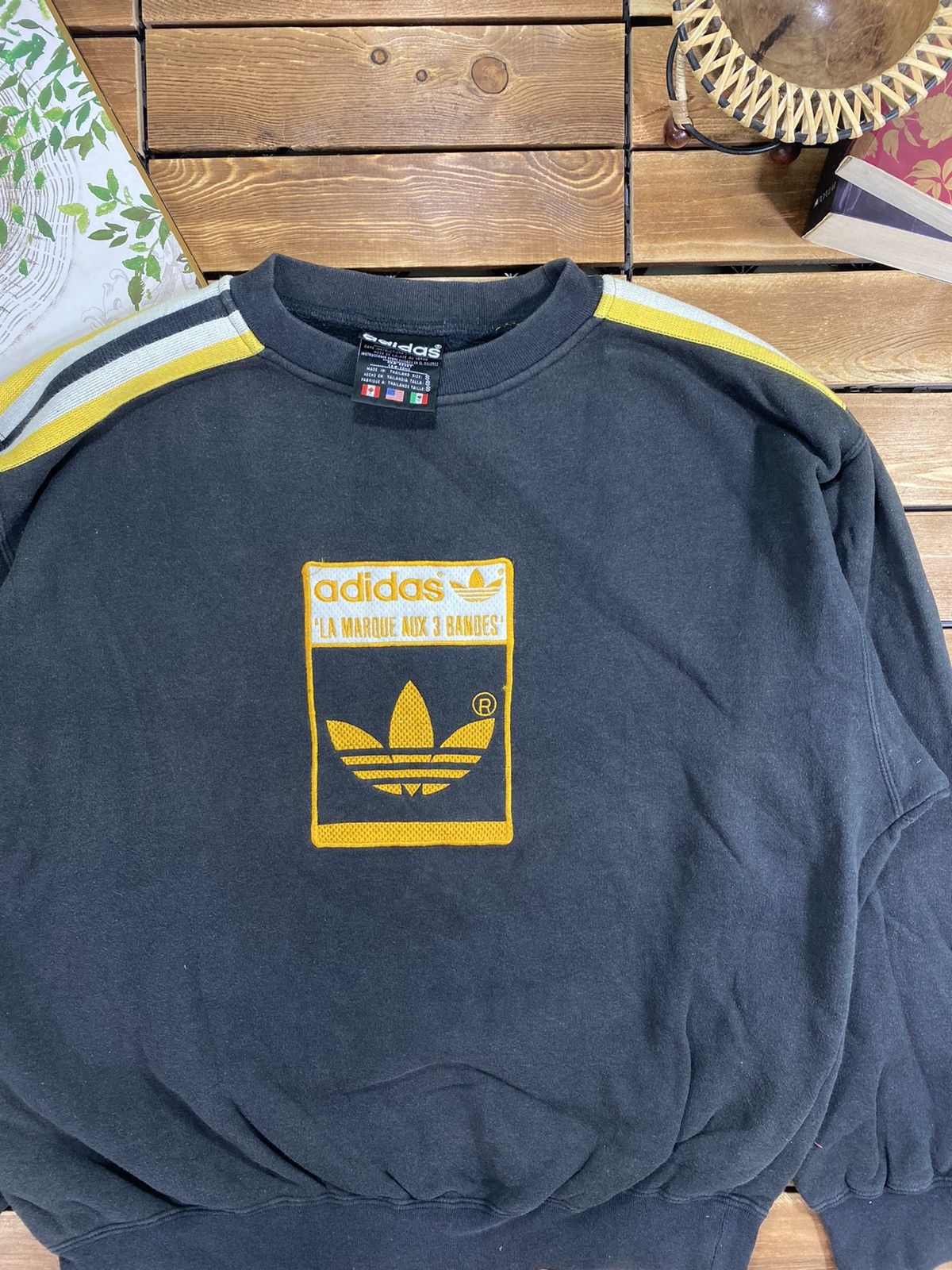 Adidas × Vintage Vintage 90s Adidas Big Logo Sweatshirt Aux 3 Bandes Size S Size US S / EU 44-46 / 1 - 6 Thumbnail