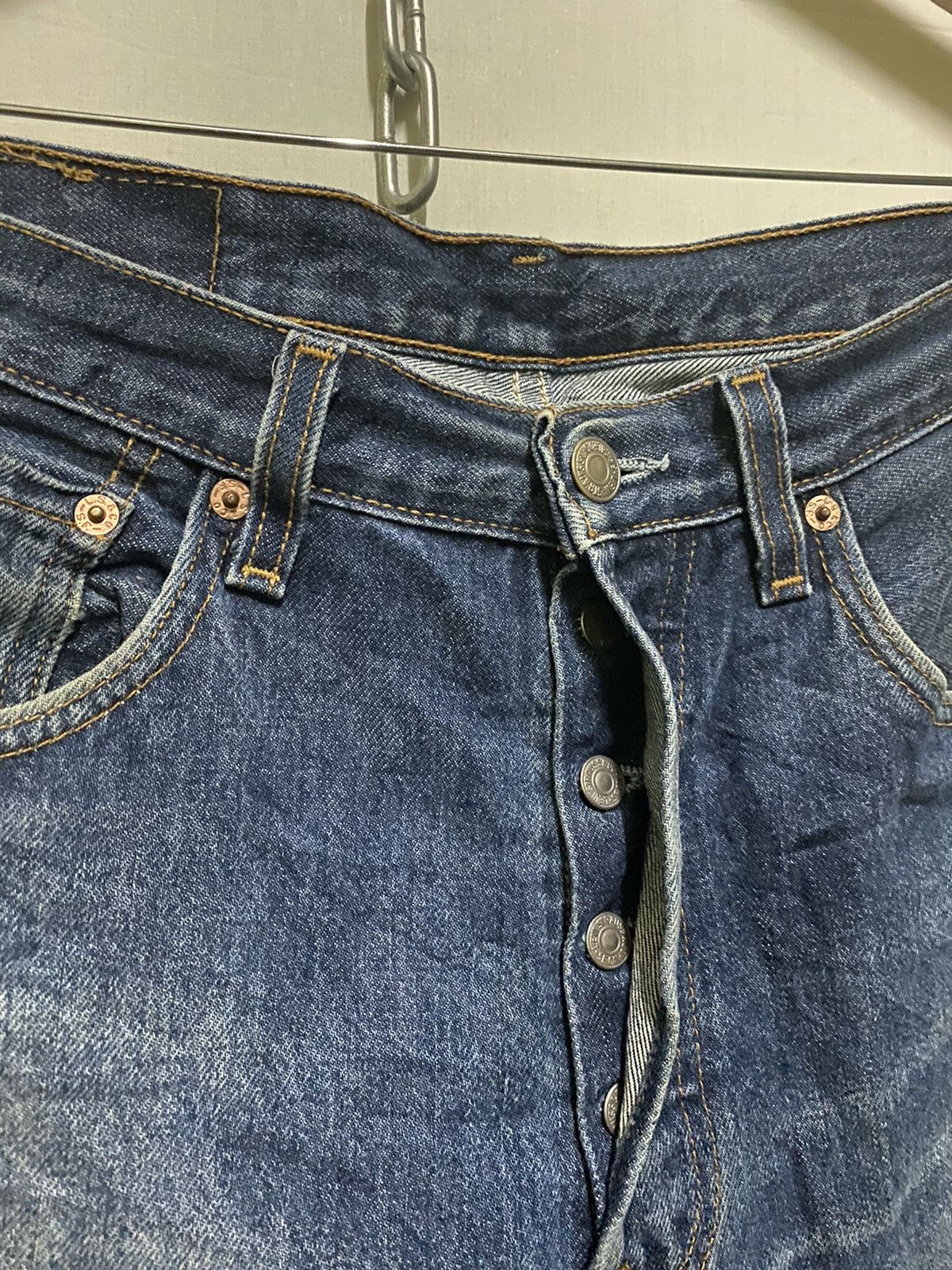 Levi's Vintage Clothing × Vintage Levis Distressed Jeans Vintage Size US 30 / EU 46 - 4 Thumbnail