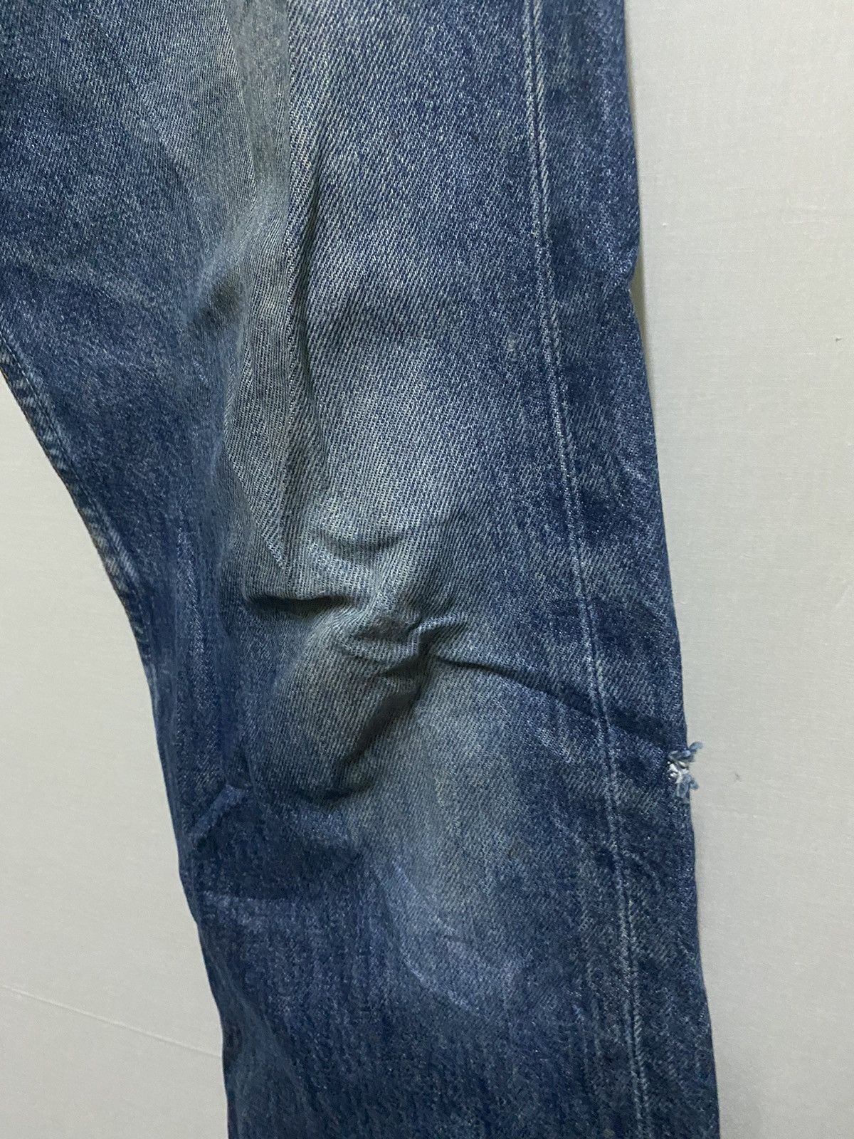 Levi's Vintage Clothing × Vintage Levis Distressed Jeans Vintage Size US 30 / EU 46 - 3 Thumbnail