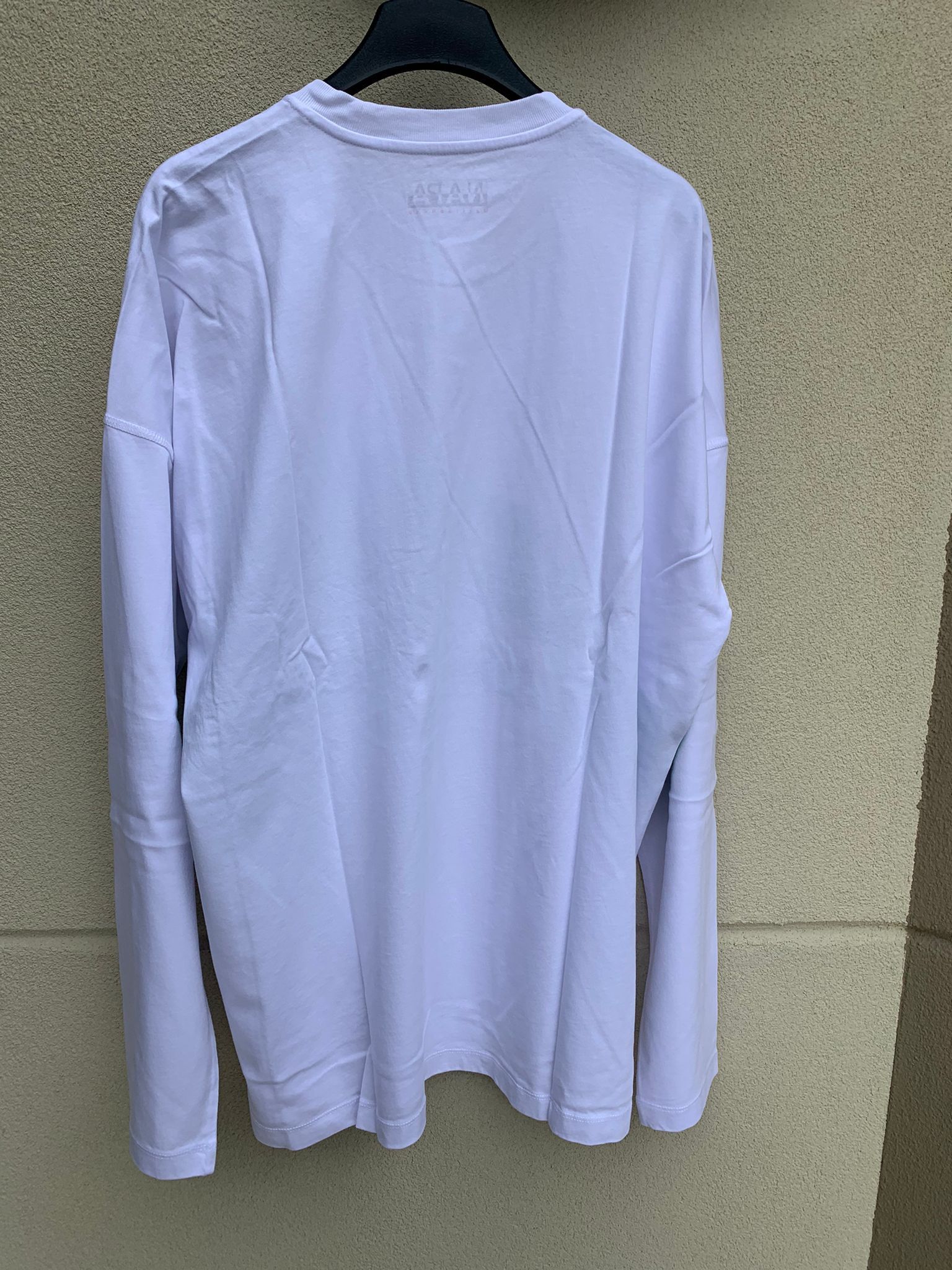 Martine Rose Fantasy LS Logo Tee in White Size US M / EU 48-50 / 2 - 12 Thumbnail