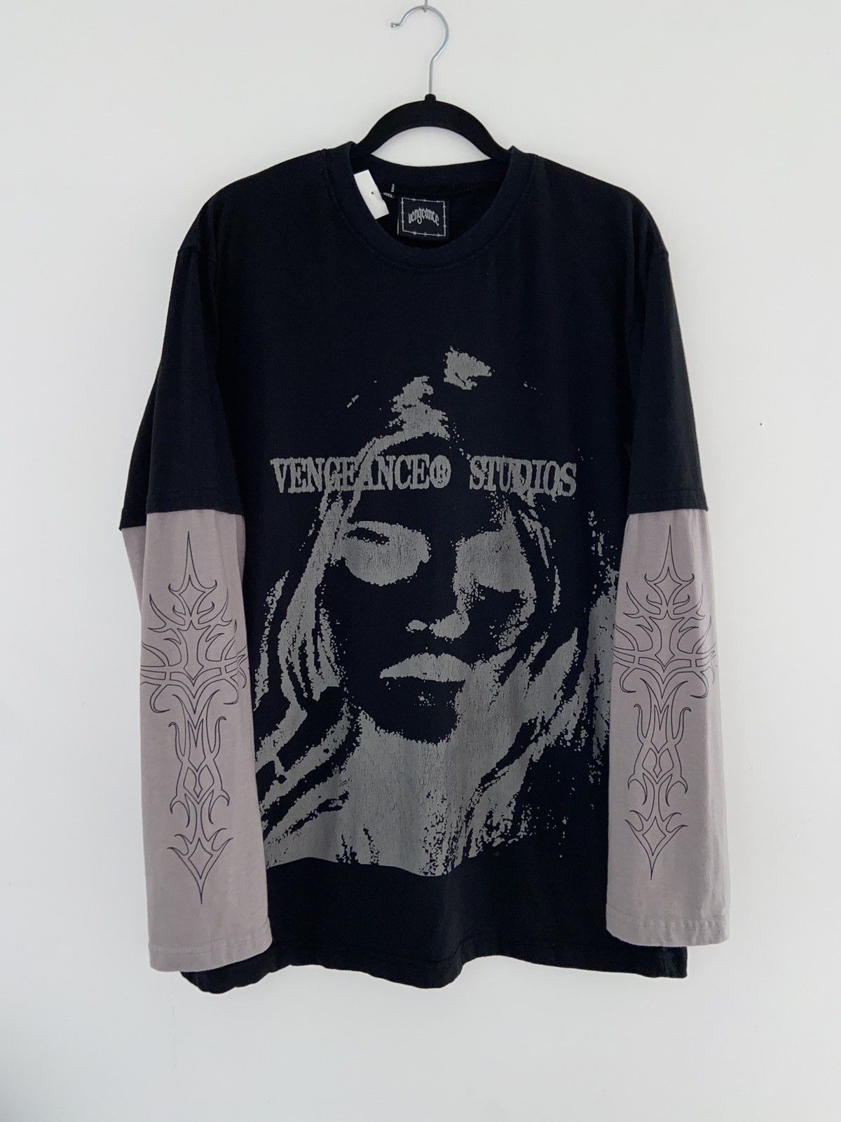 Vengeance®️ Studios Long Sleeve Tee XXL 1/1 Rare Find UNI