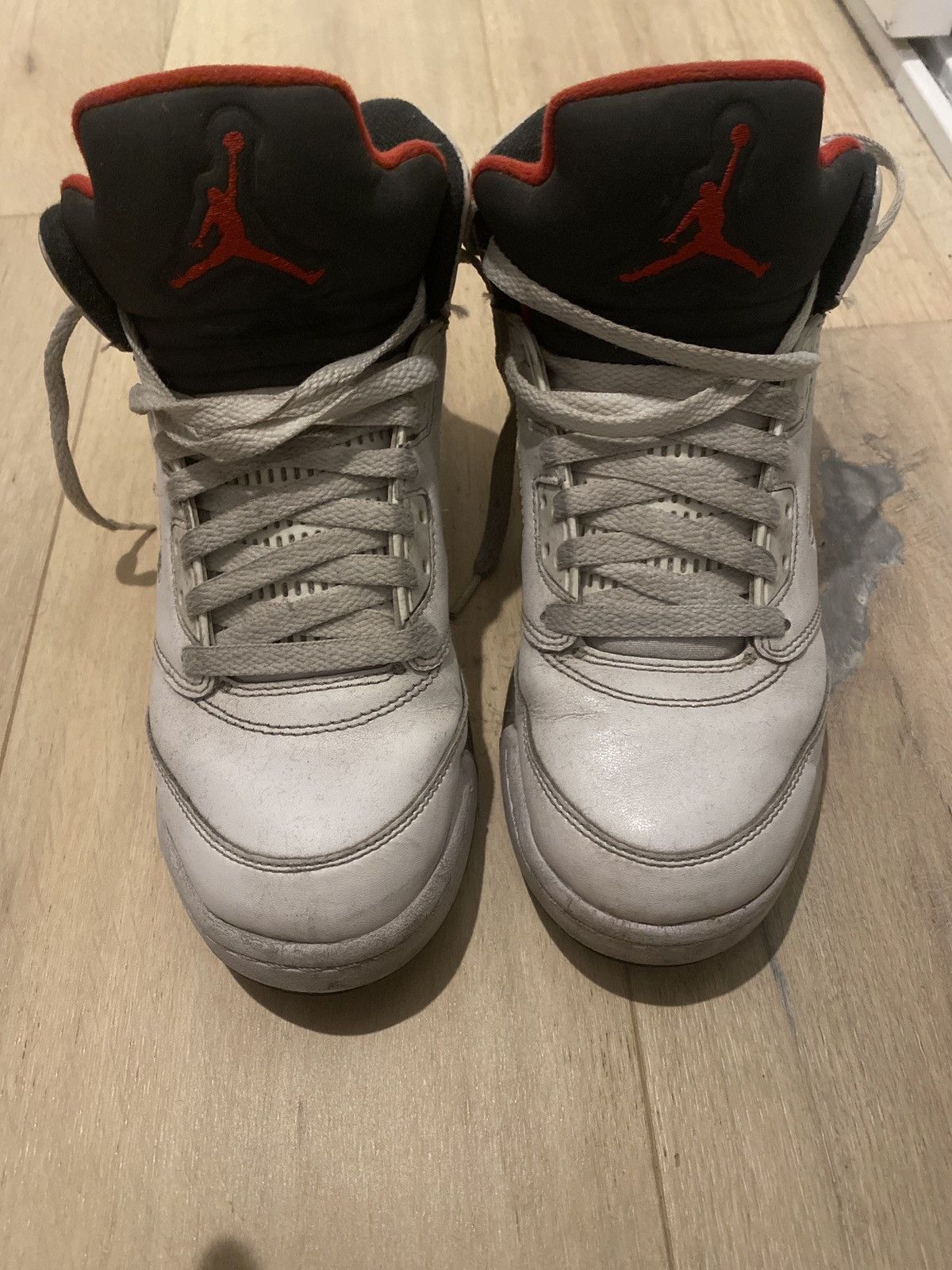 Jordan Brand × Nike Air Jordan 5 Retro White Cement 2017 Size US 6.5 / EU 39-40 - 2 Thumbnail