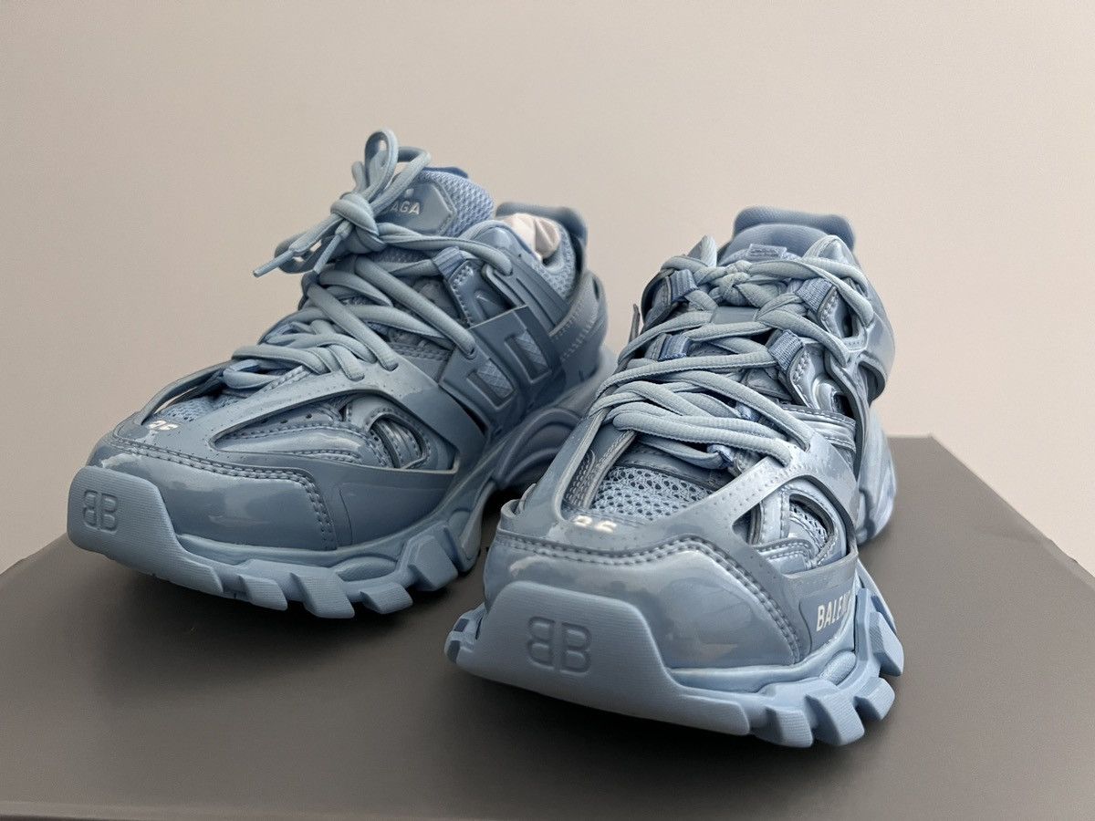 Balenciaga Balenciaga track sneaker light blue metallics Size US 5 / IT 35 - 3 Thumbnail