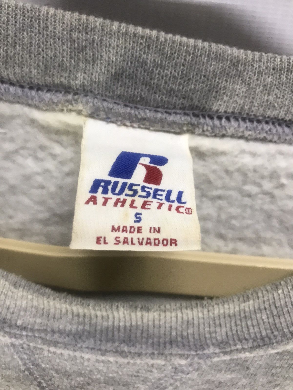Russell Athletic × Vintage Russell UVIC crewneck sweatshirt Size US S / EU 44-46 / 1 - 3 Thumbnail