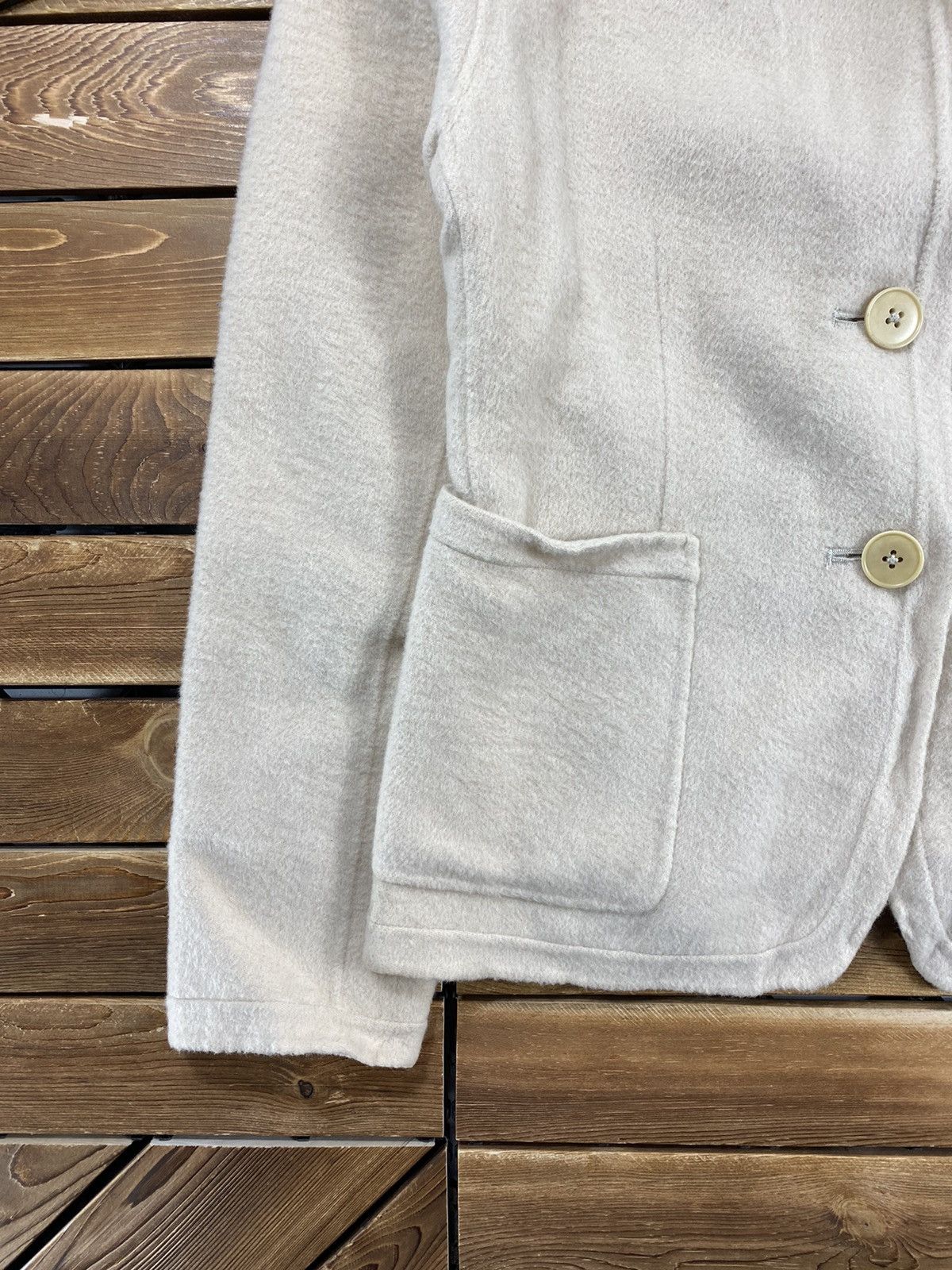 DKNY × Vintage Vintahe Dkny Blazer For Women Casual Fleece Size 4 Size S / US 4 / IT 40 - 4 Thumbnail