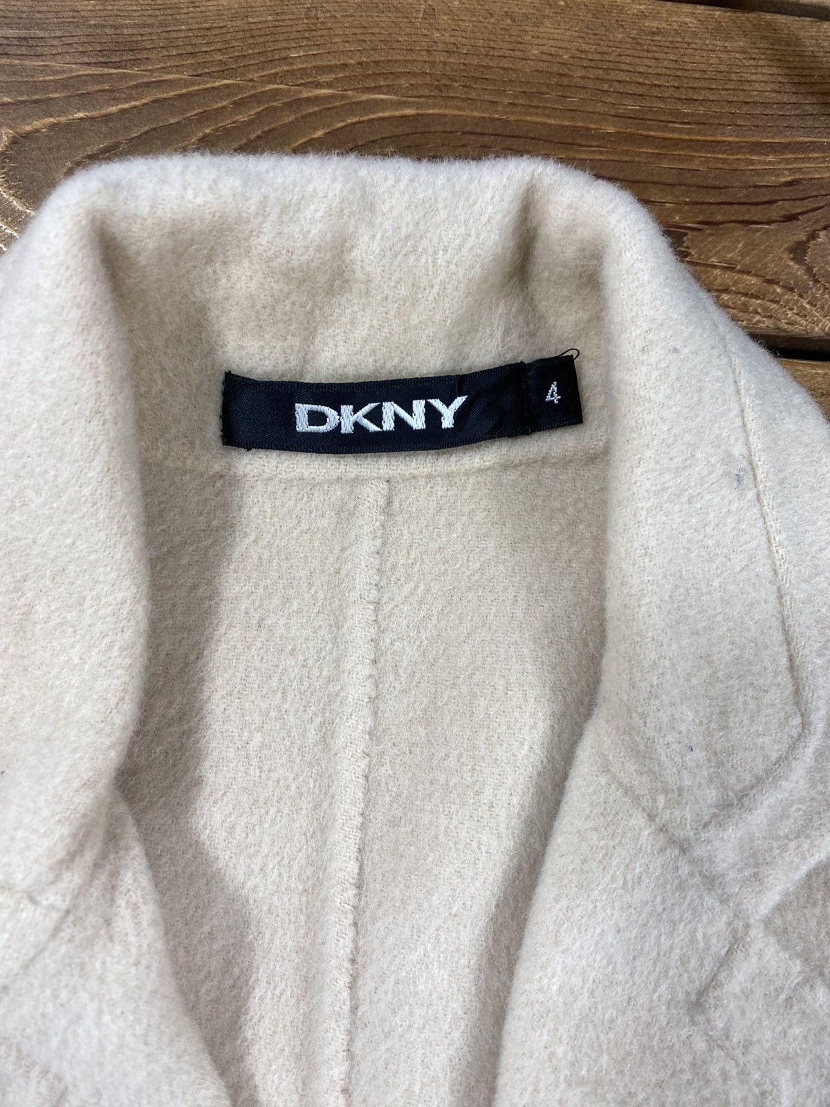 DKNY × Vintage Vintahe Dkny Blazer For Women Casual Fleece Size 4 Size S / US 4 / IT 40 - 7 Thumbnail