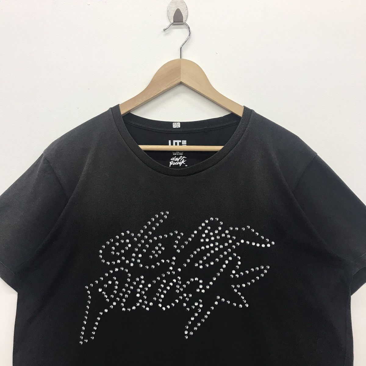 Band Tees × Uniqlo *Rare!! UNIQLO X Band Tees DAFT PUNK Size US XL / EU 56 / 4 - 2 Thumbnail