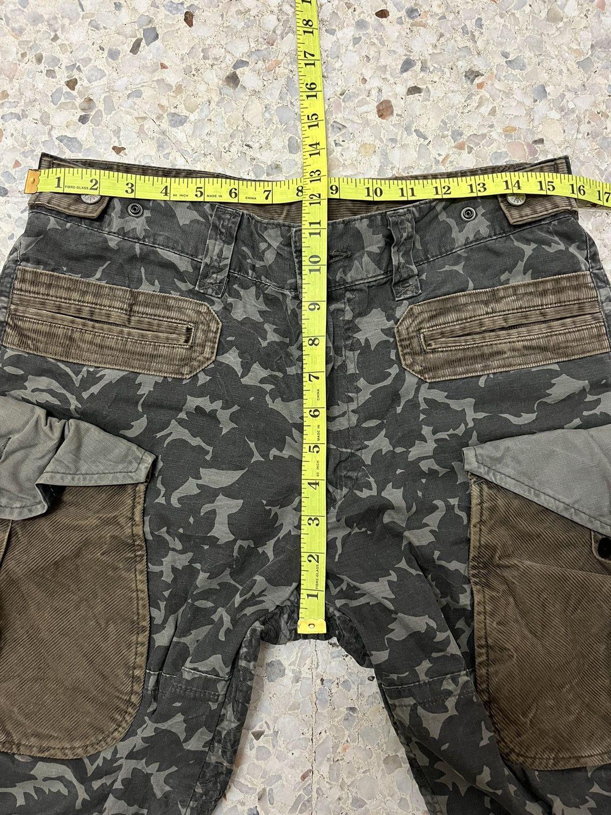 Seditionaries Japanese brand cargo 3D pockets Size US 32 / EU 48 - 14 Thumbnail
