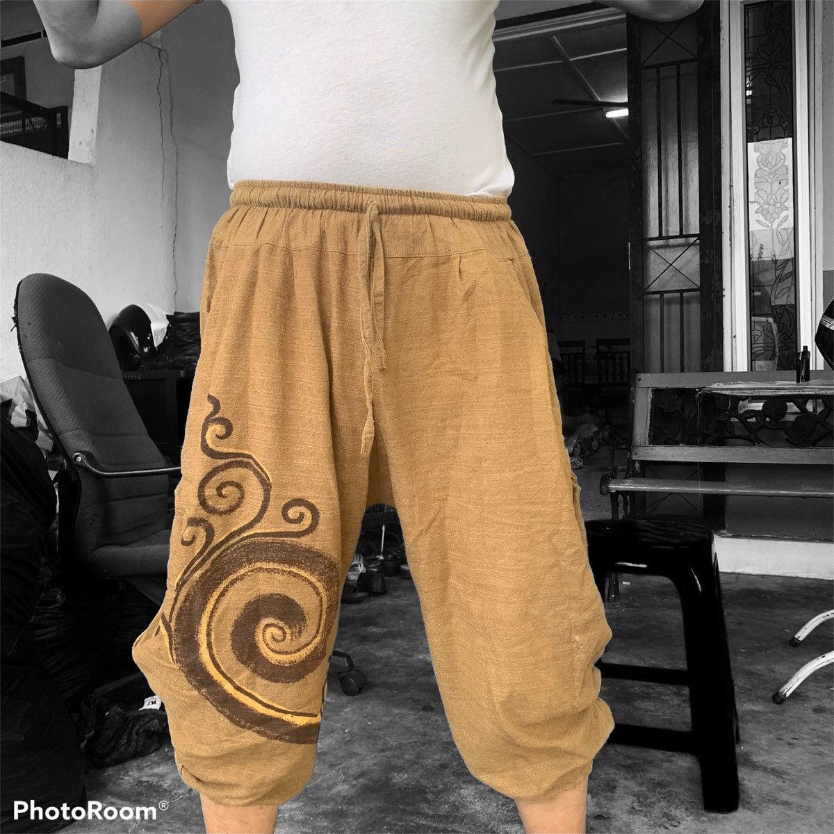 Japanese Brand Short pants like alibaba aladdin Like Kapital style Size US 30 / EU 46 - 1 Thumbnail