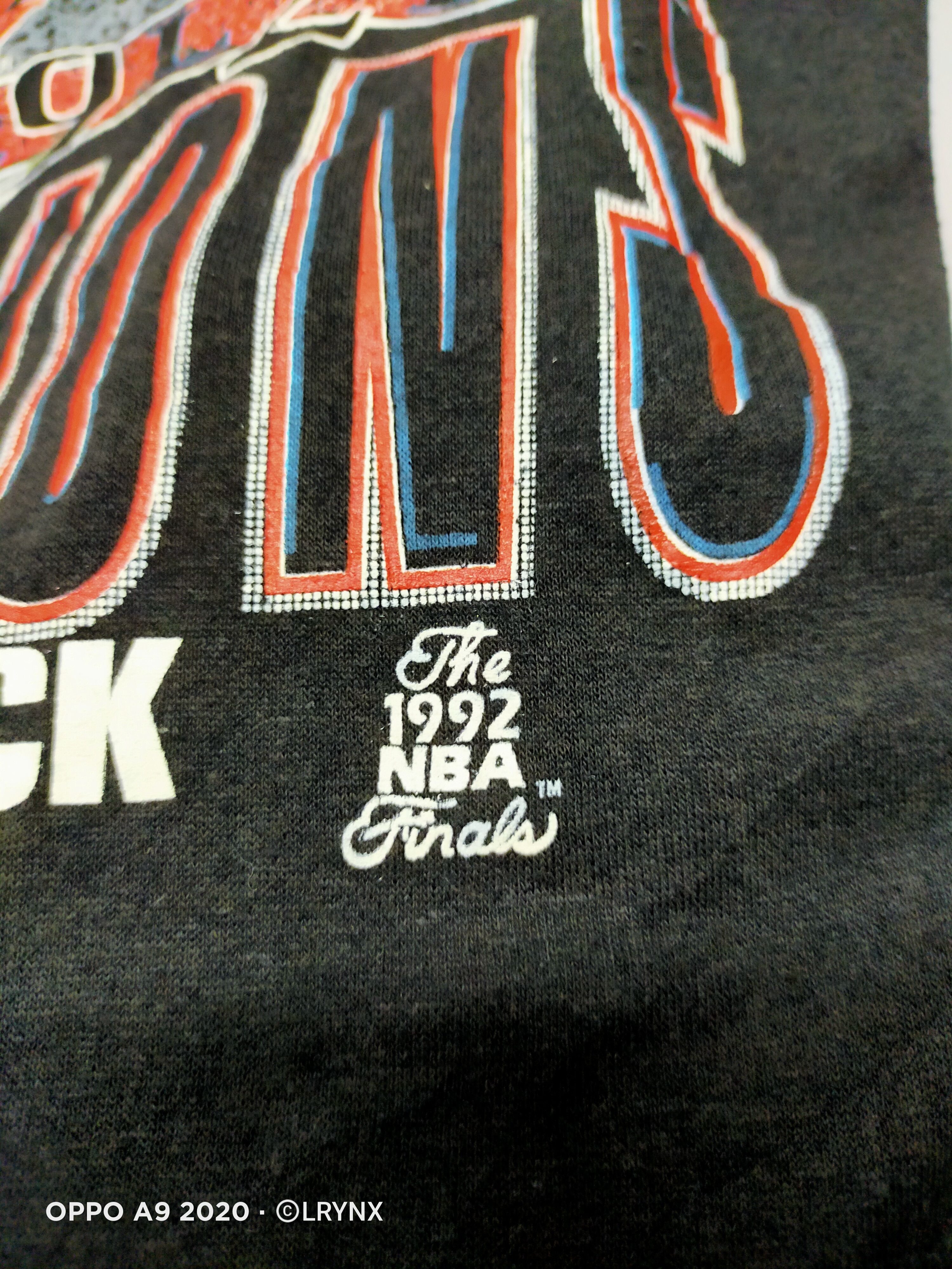NBA VINTAGE CHICAGO BULLS 1992 Size US M / EU 48-50 / 2 - 3 Thumbnail