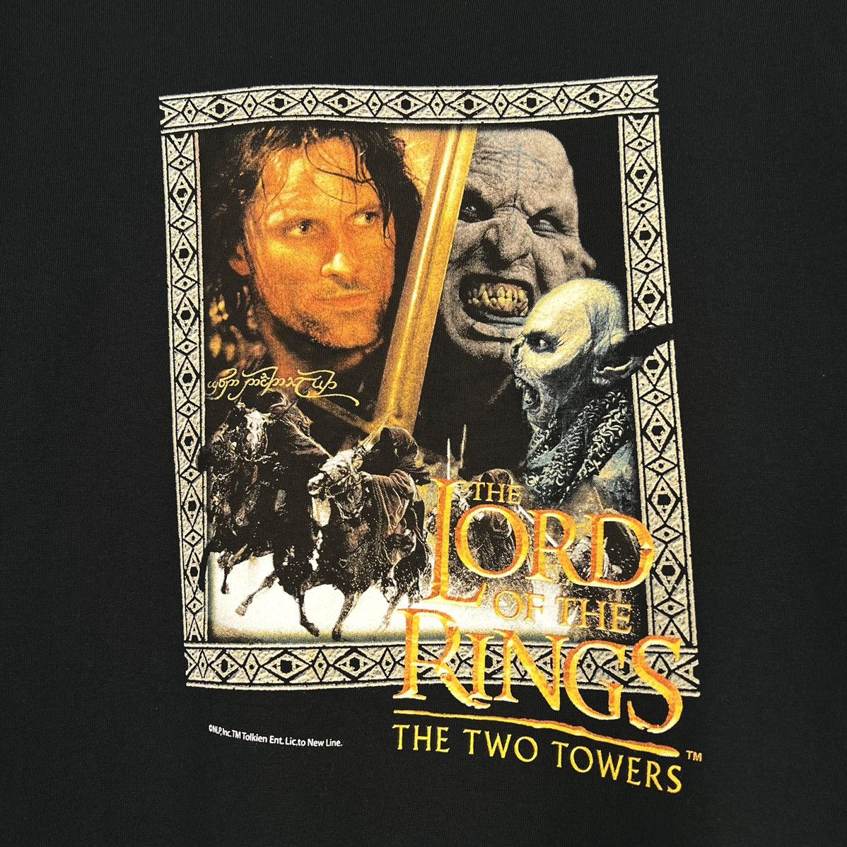 Vintage Vintage 2003 Lord Of The Rings Two Towers Aragorn Orcs Tee Size US L / EU 52-54 / 3 - 3 Thumbnail