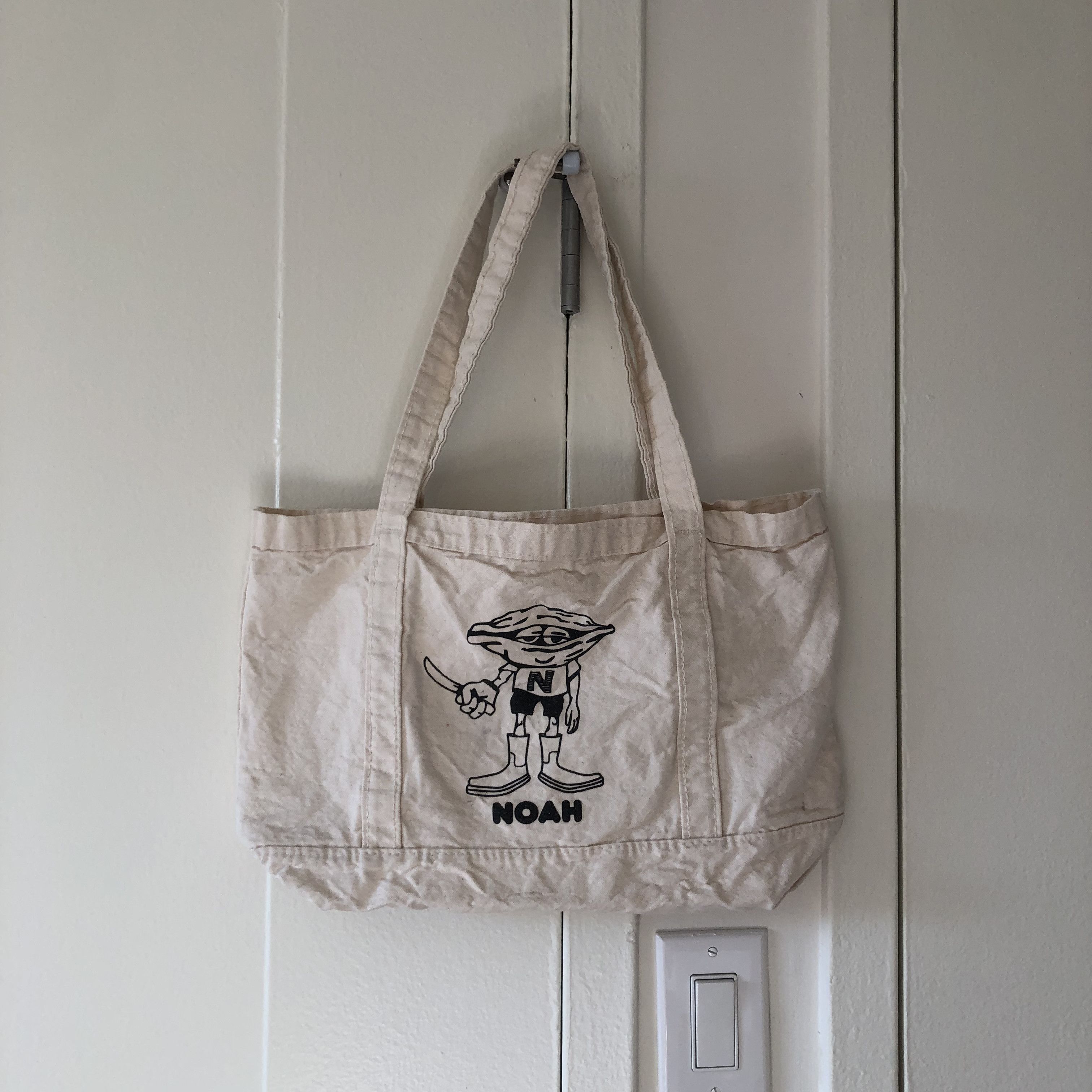 image of Noah Oysterman Tote Bag in Hemp, Men's