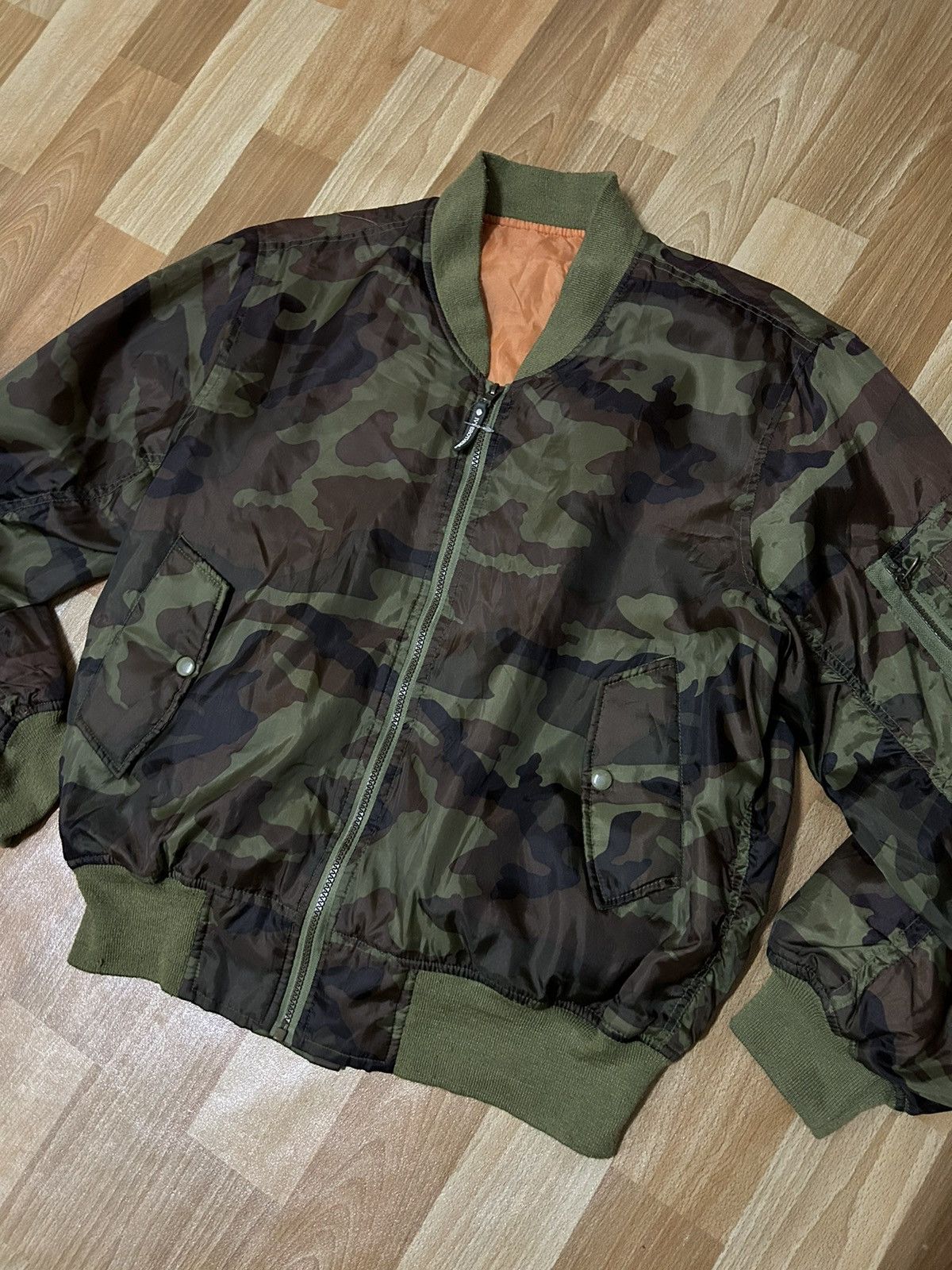 Other ARMY BOMBER JACKETS CAMO 🔥‼️ Size US XL / EU 56 / 4 - 2 Thumbnail