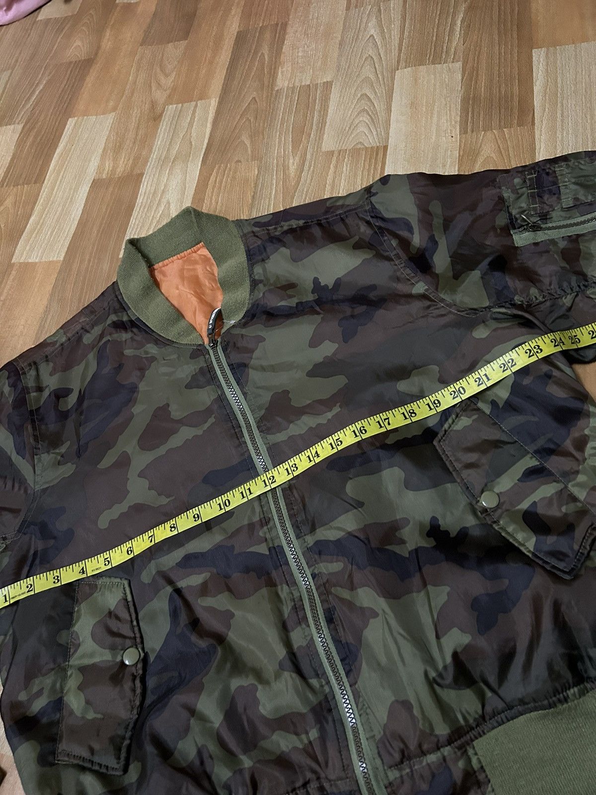 Other ARMY BOMBER JACKETS CAMO 🔥‼️ Size US XL / EU 56 / 4 - 10 Thumbnail