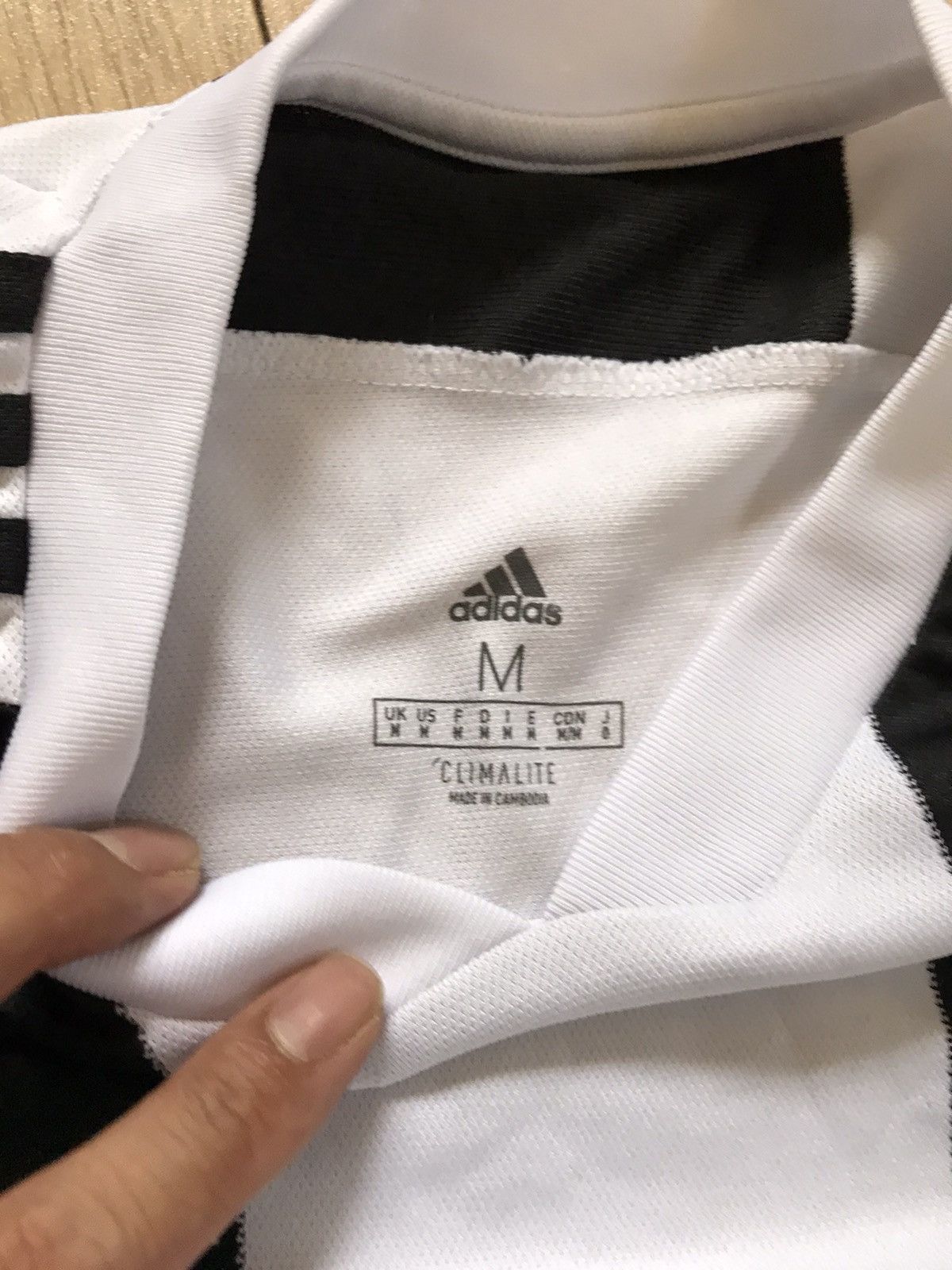 Adidas × Vintage Juventus soccer stripe Italy jersey milan Ronaldo inter Size US M / EU 48-50 / 2 - 3 Thumbnail
