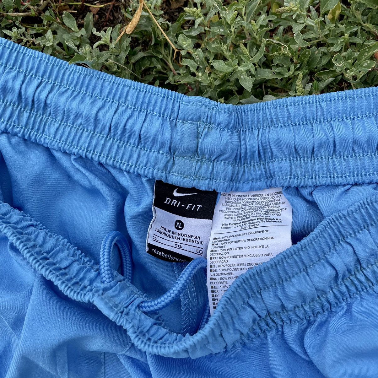 Vintage Vintage 90s Nike Swoosh Shorts Streetwear Skate Blue Boxy 36 Size US 36 / EU 52 - 5 Thumbnail