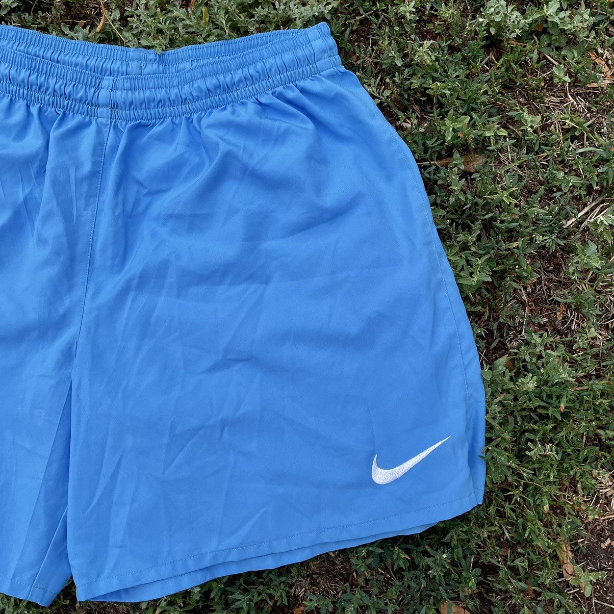 Vintage Vintage 90s Nike Swoosh Shorts Streetwear Skate Blue Boxy 36 Size US 36 / EU 52 - 2 Thumbnail