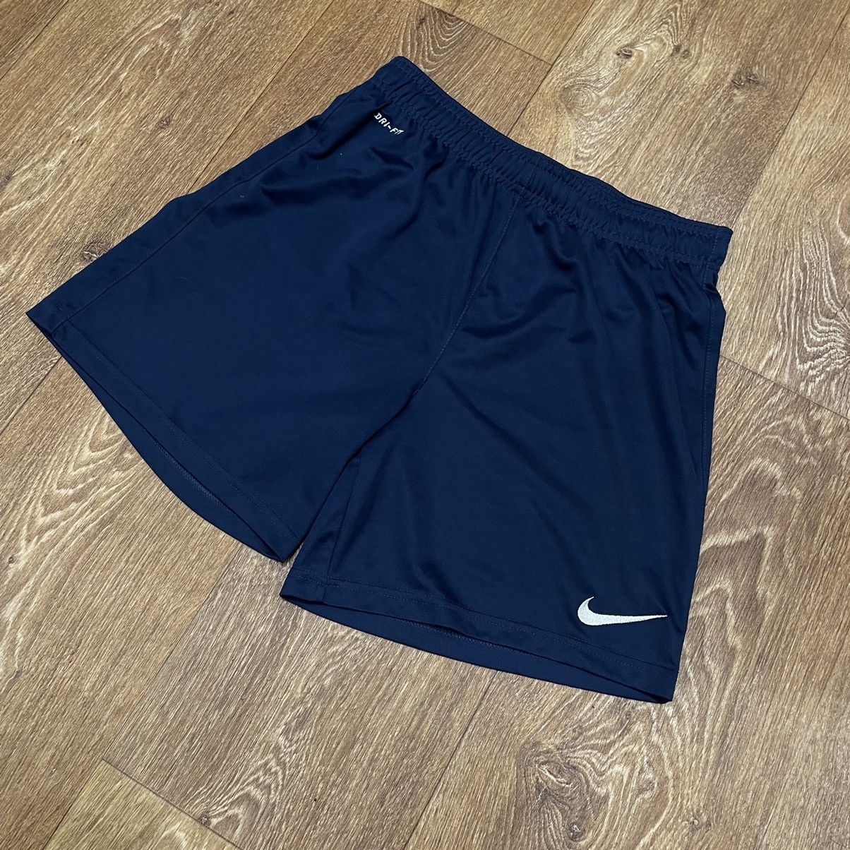 Vintage Vintage 90s Nike Shorts Swoosh Athletic Streetwear Boxy XS Size US 28 / EU 44 - 2 Thumbnail