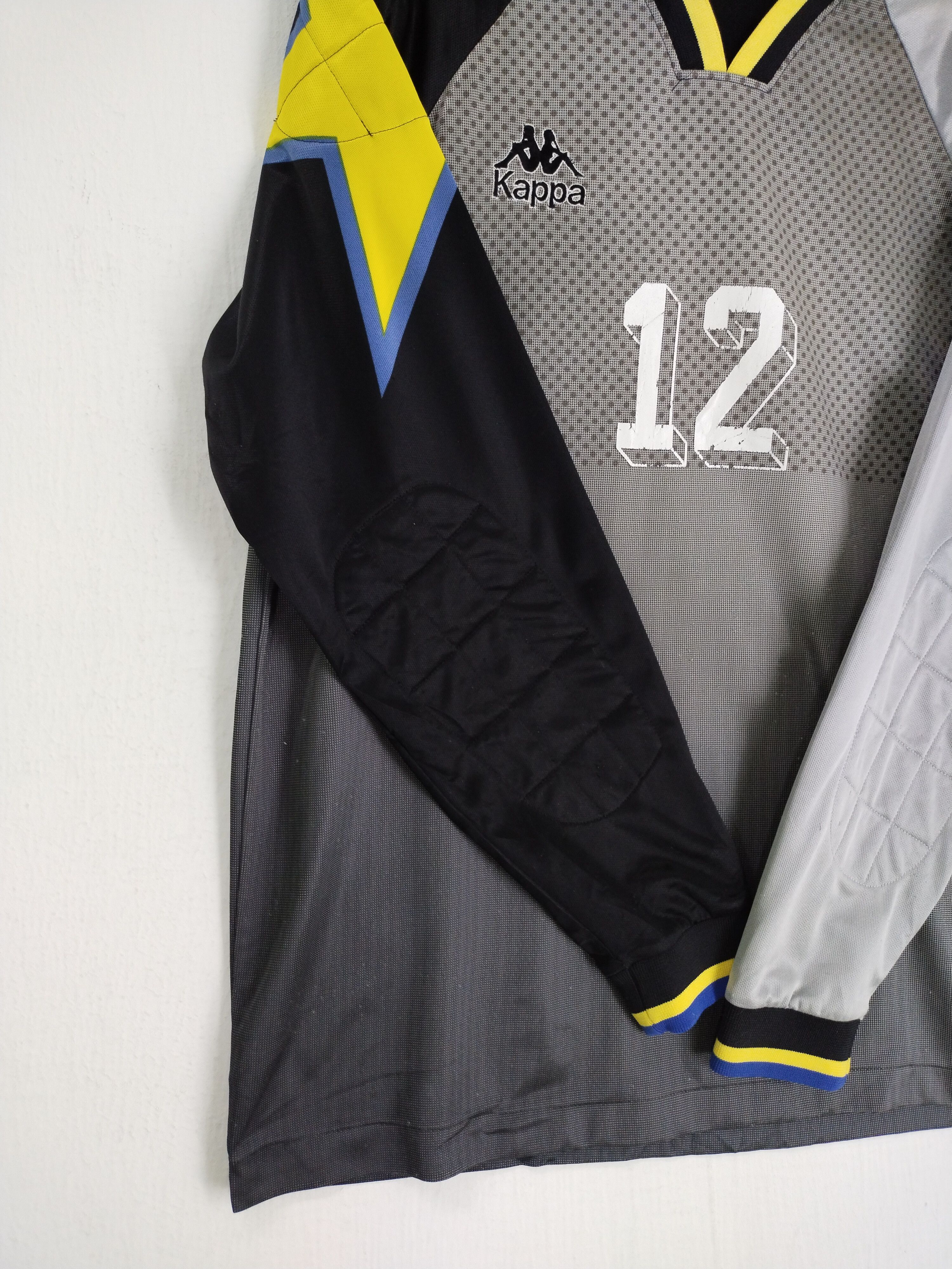 Kappa × Vintage VINTAGE KAPPA JUVENTUS GOALKEEPER TEMPLATE JERSEY Size US L / EU 52-54 / 3 - 7 Thumbnail